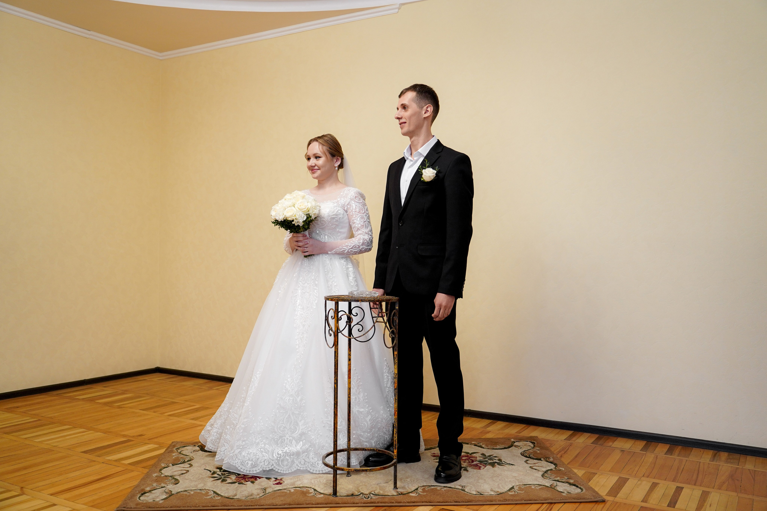 Свадебная фотосессия в ЗАГСе на Западном. Свадебный фотограф в Ростове-на-Дону. Таинство Крещения и Венчания, семейные фотосессии. Алёна Чёботова