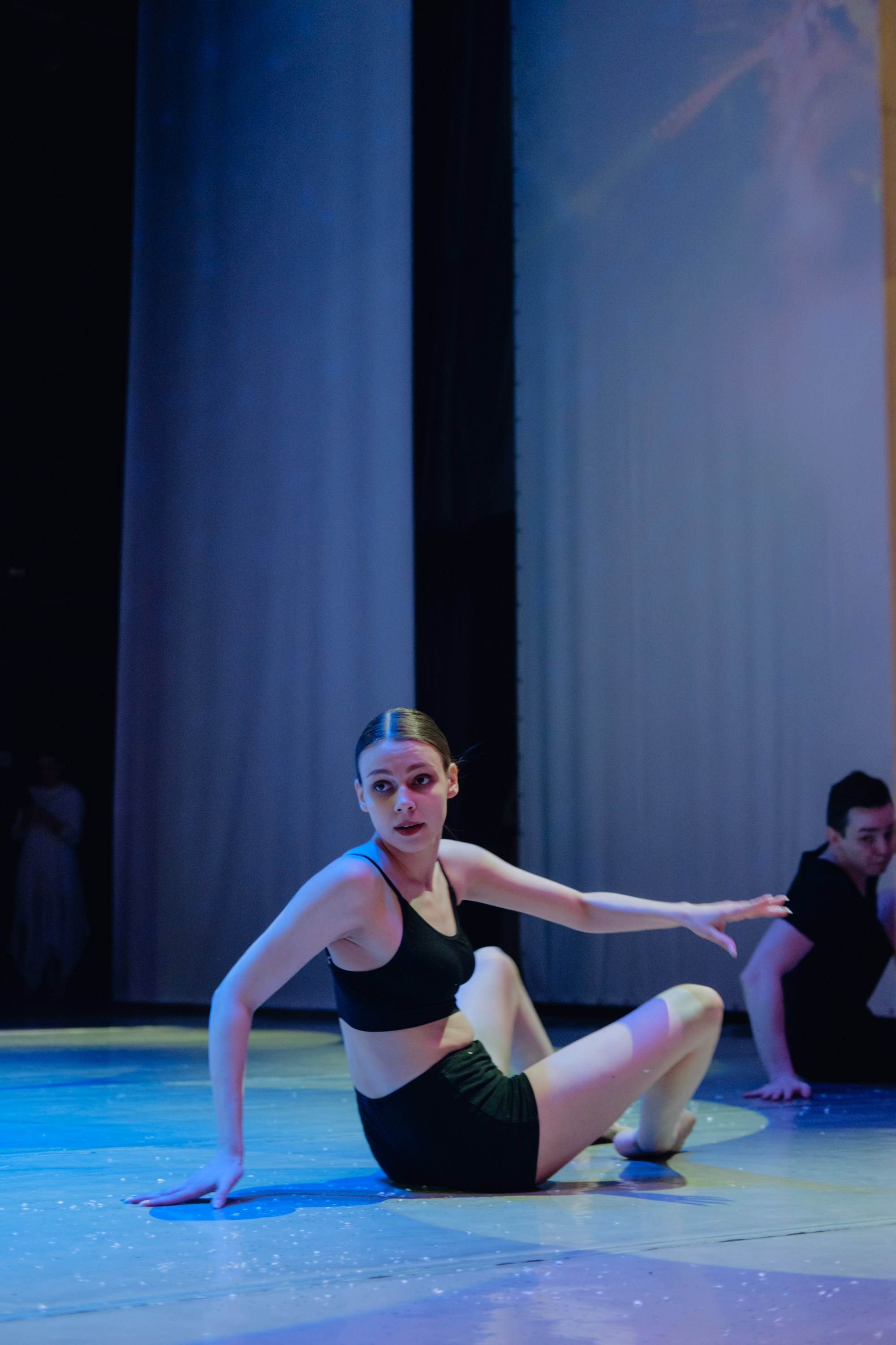 Танцы. Концерт Левита. Фотограф Софья Володкина