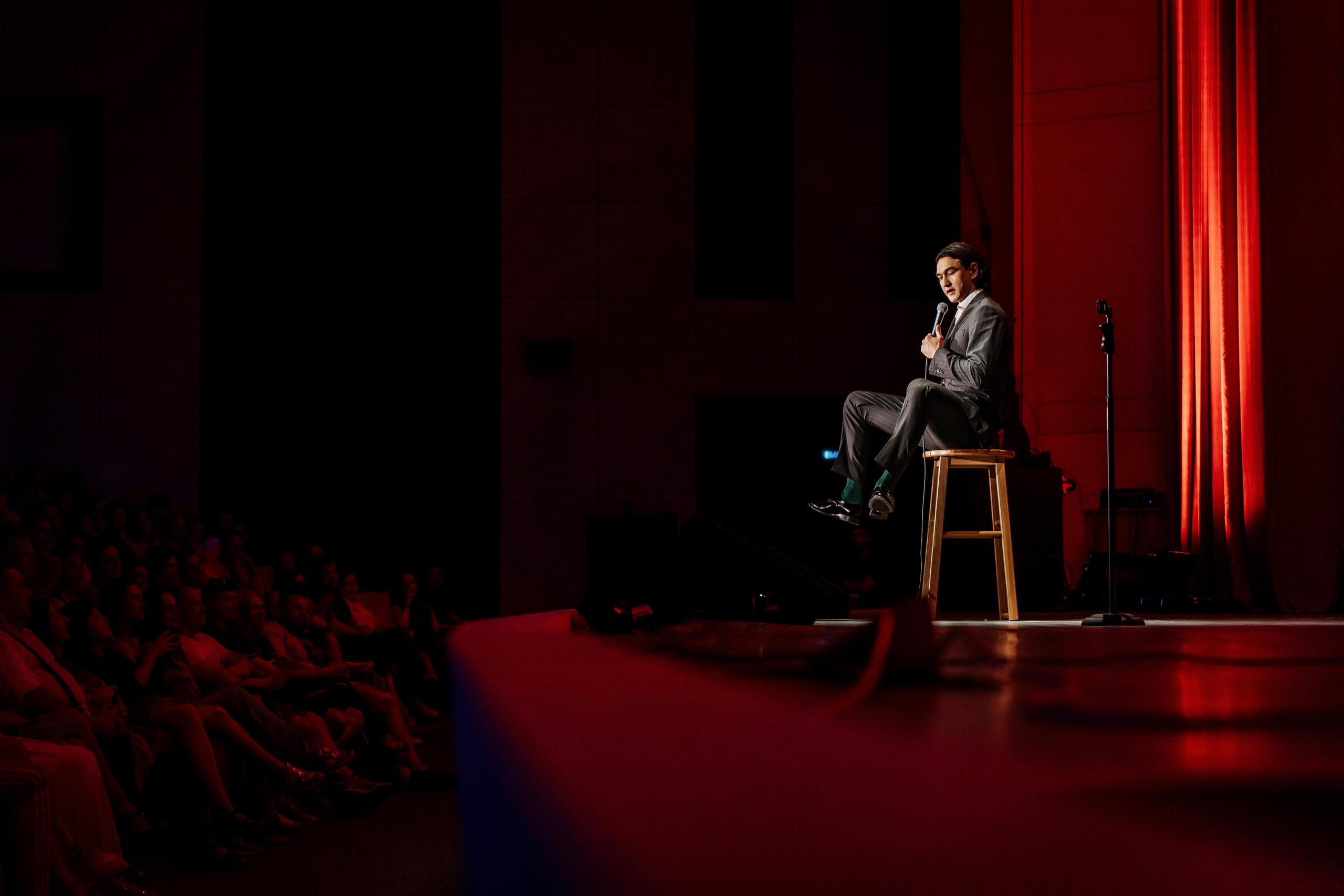 Сольный концерт Нурлана Сабурова. Свадебный и репортажный, фуд фотограф в Новороссийске Евгений Александриди