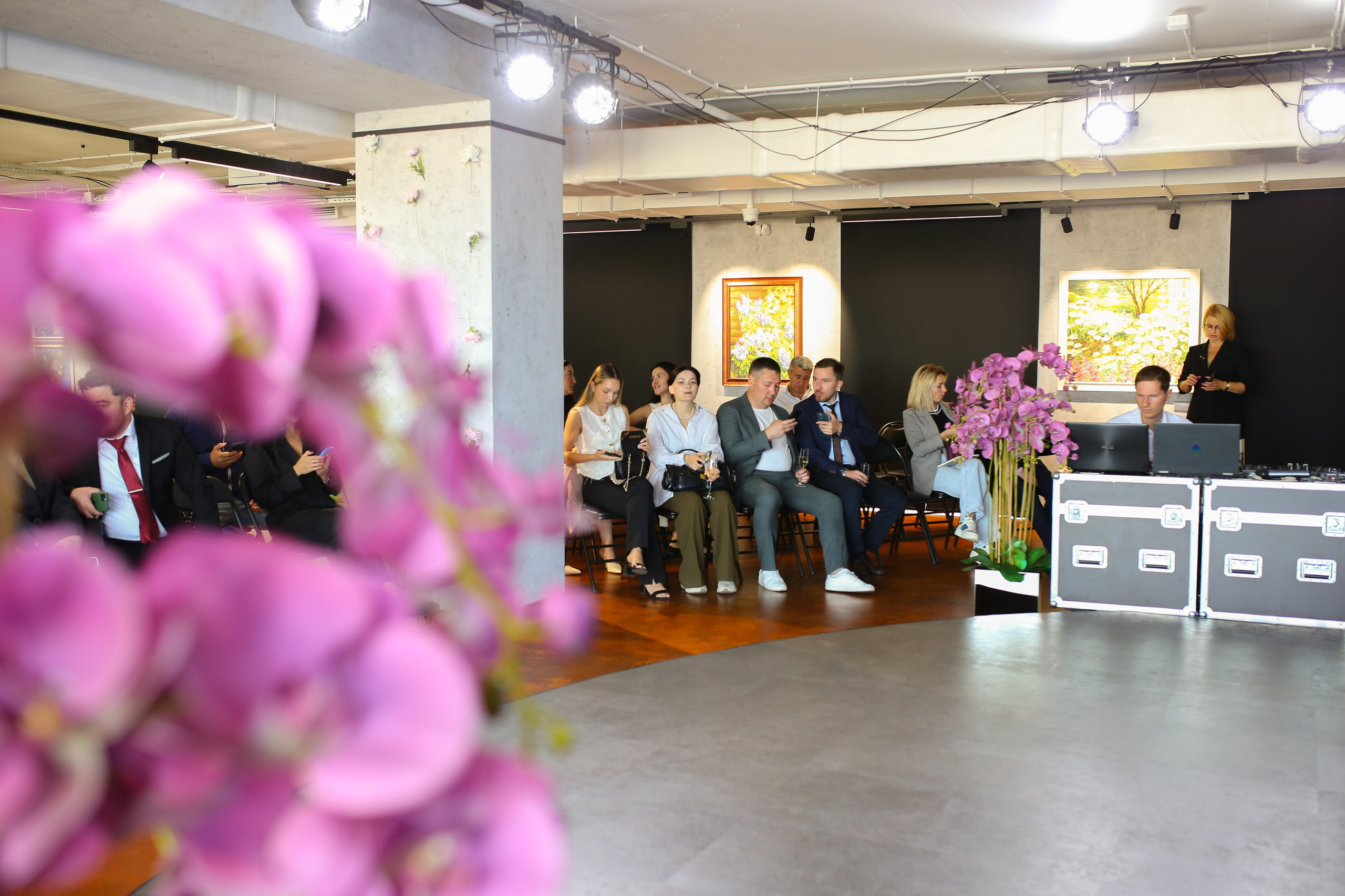 Репортаж Арт-пространство  Zarenkov Gallery, Адвекс — Новостройки, подведение итогов года. Свадебный и Репортажный фотограф в Санкт-Петербурге