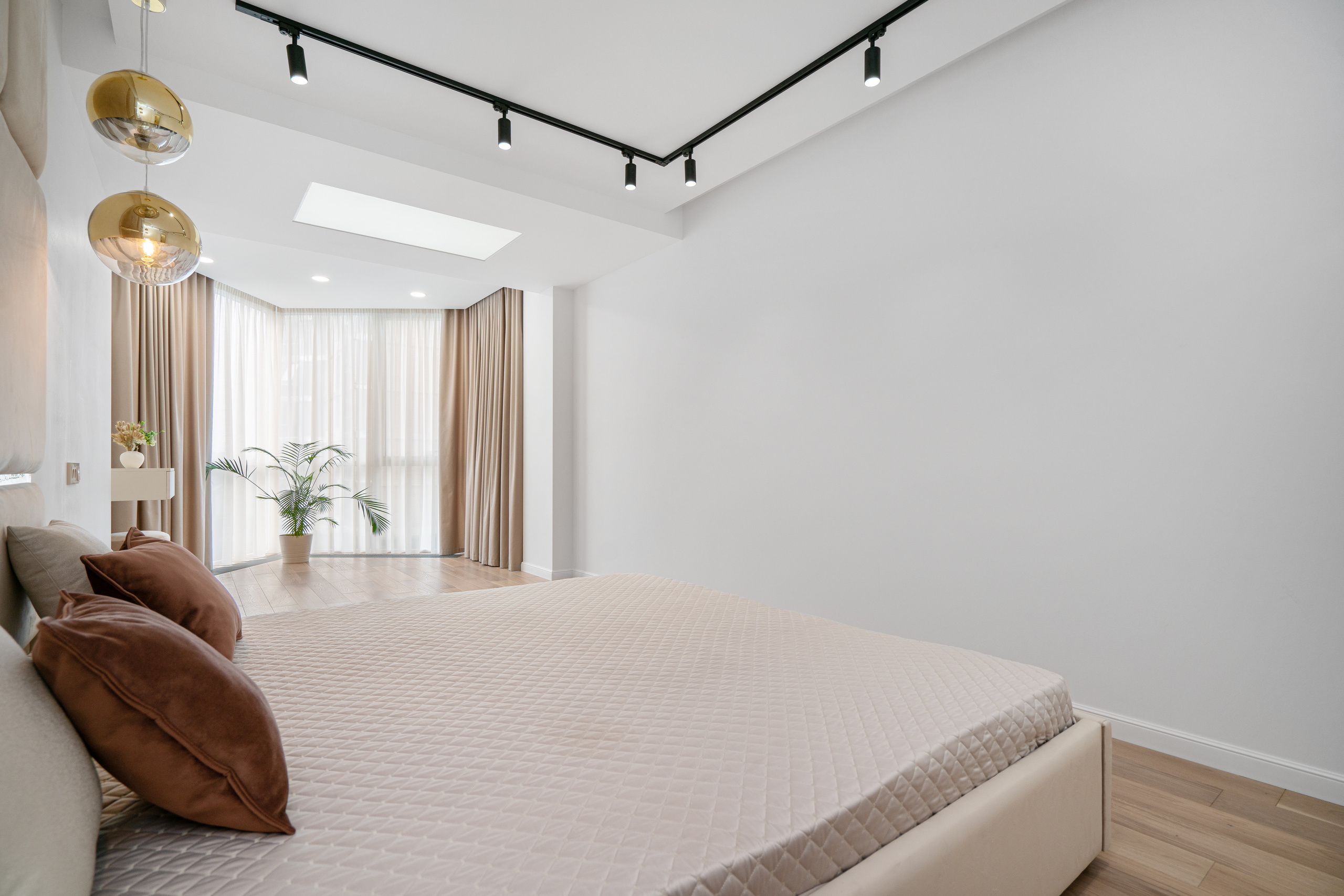 7й Континент 3х комнатная. Создаю контент для бизнеса- Андрей Корниенко и упаковываю компании и экспертов в Краснодаре