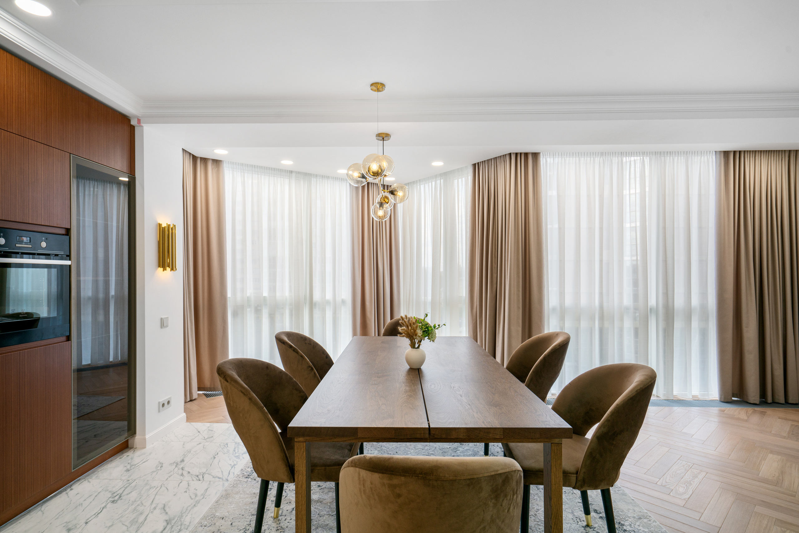 7й Континент 3х комнатная. Создаю контент для бизнеса- Андрей Корниенко и упаковываю компании и экспертов в Краснодаре