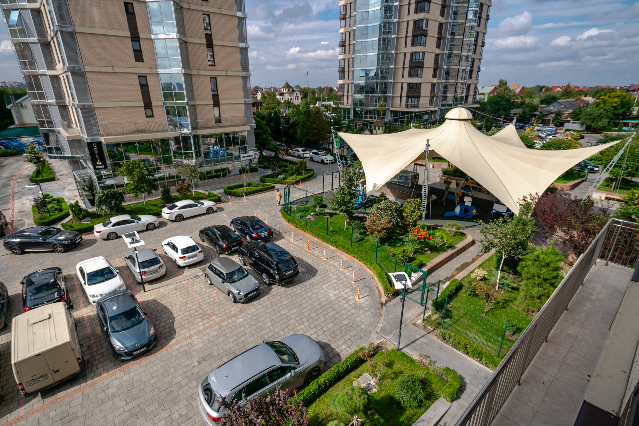 7й Континент 3х комнатная. Создаю контент для бизнеса- Андрей Корниенко и упаковываю компании и экспертов в Краснодаре