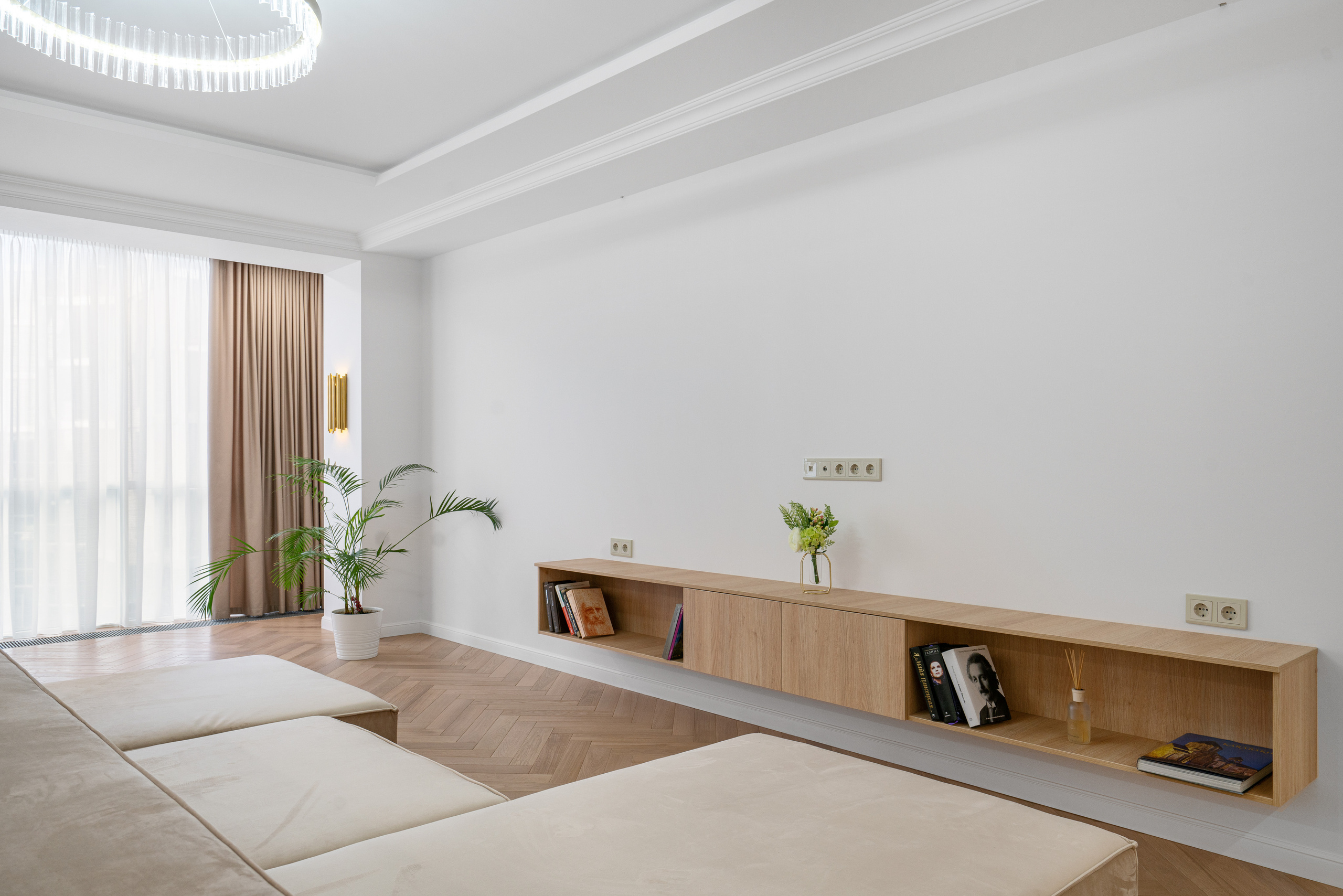 7й Континент 3х комнатная. Создаю контент для бизнеса- Андрей Корниенко и упаковываю компании и экспертов в Краснодаре