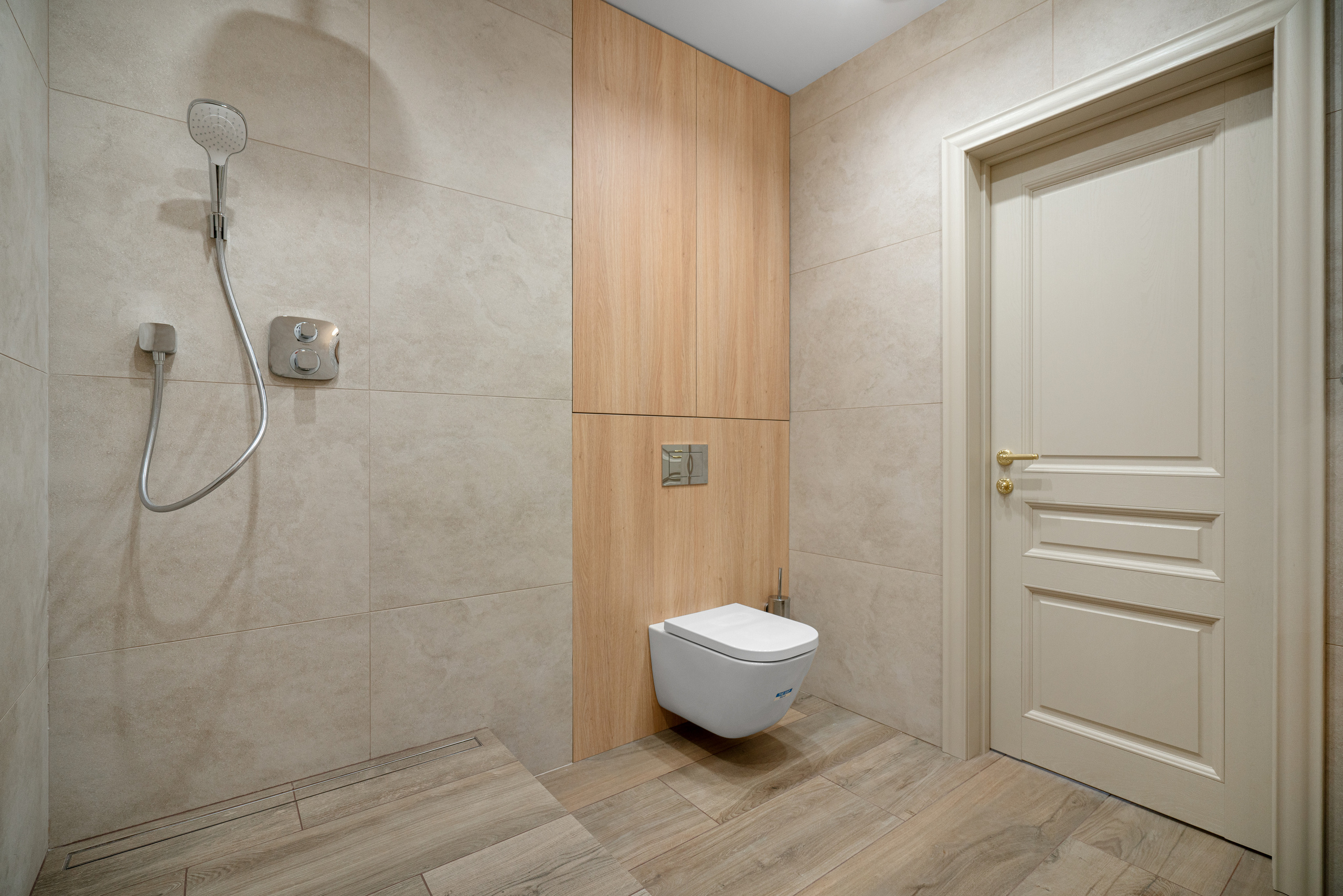 7й Континент 3х комнатная. Создаю контент для бизнеса- Андрей Корниенко и упаковываю компании и экспертов в Краснодаре