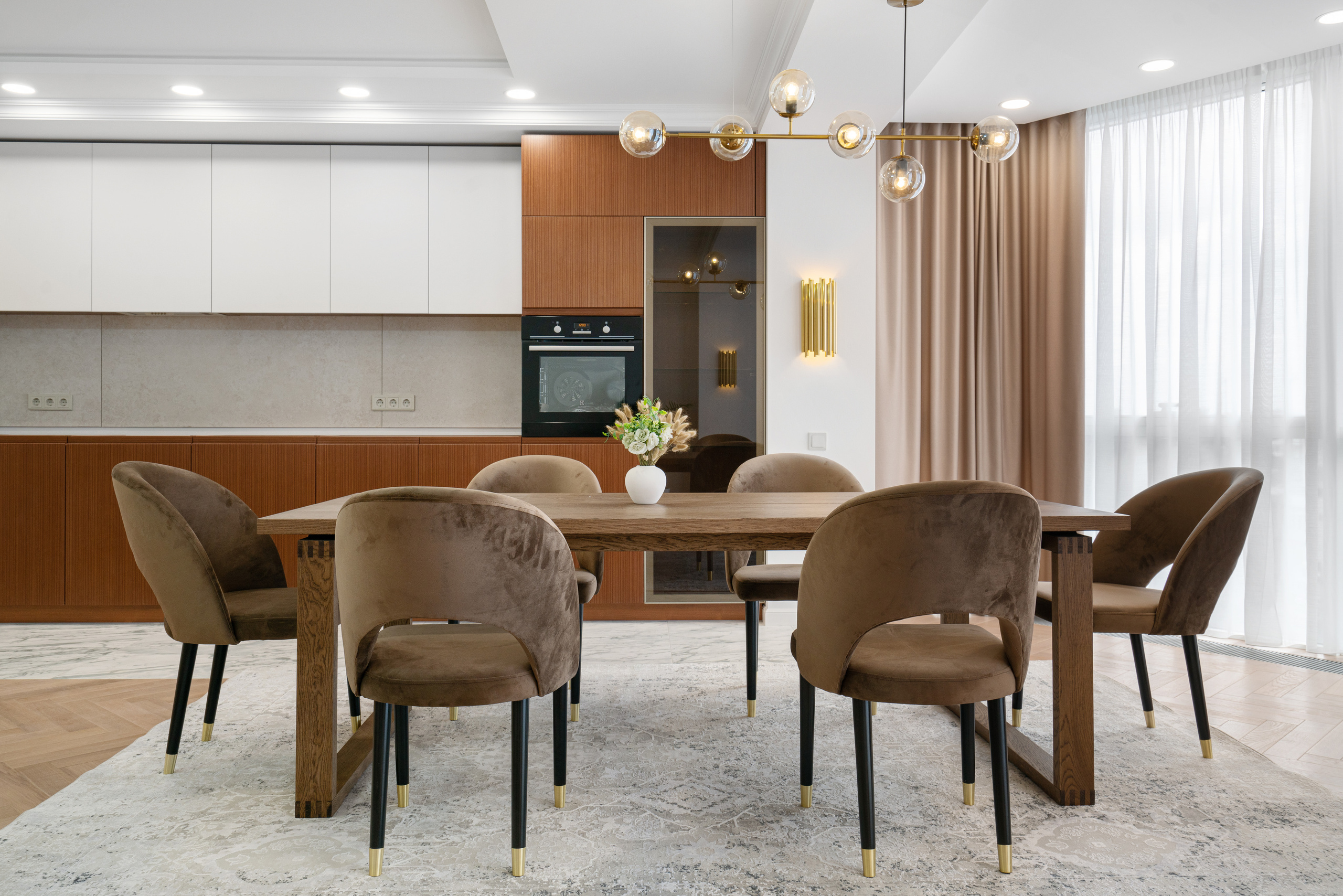 7й Континент 3х комнатная. Создаю контент для бизнеса- Андрей Корниенко и упаковываю компании и экспертов в Краснодаре