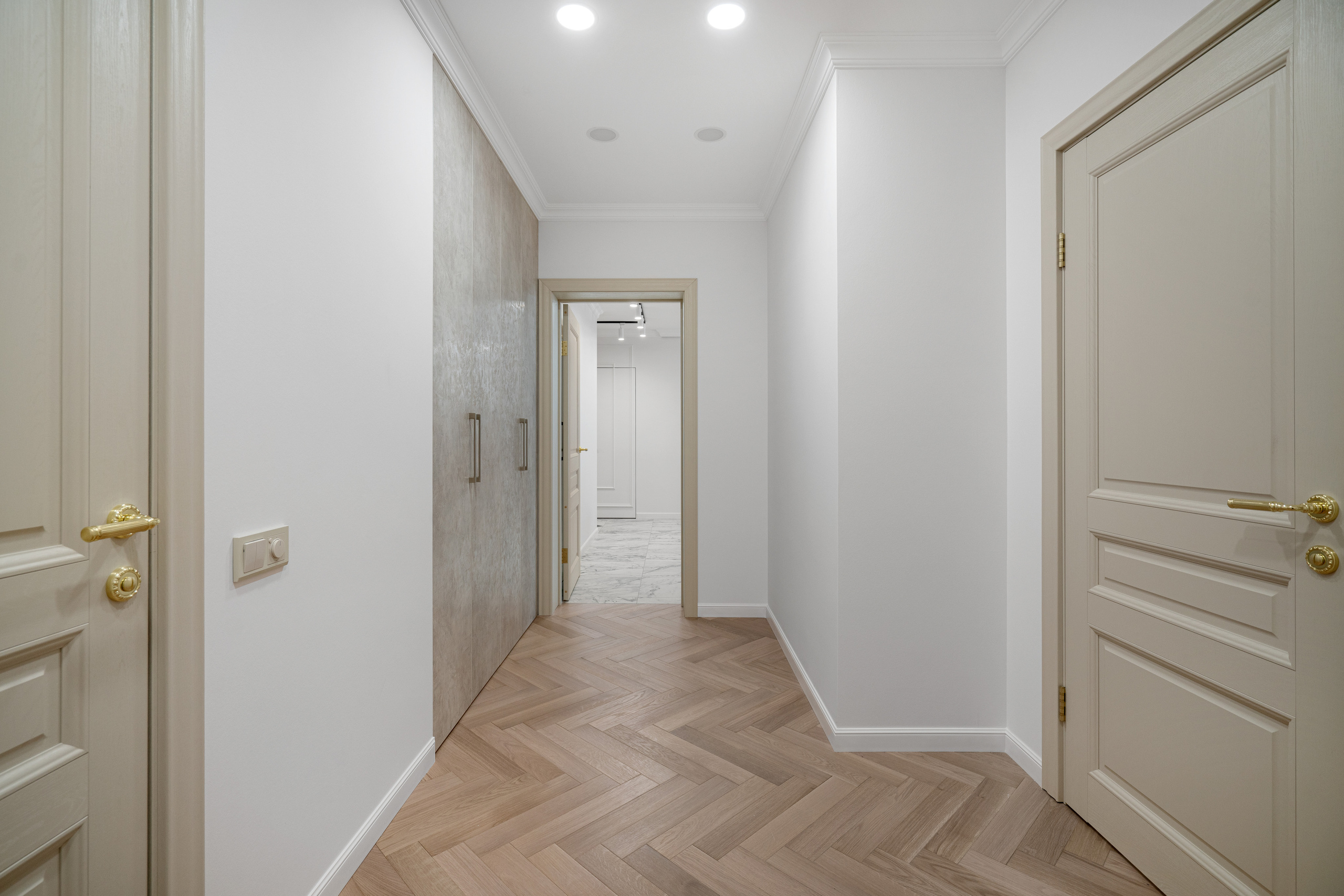 7й Континент 3х комнатная. Создаю контент для бизнеса- Андрей Корниенко и упаковываю компании и экспертов в Краснодаре