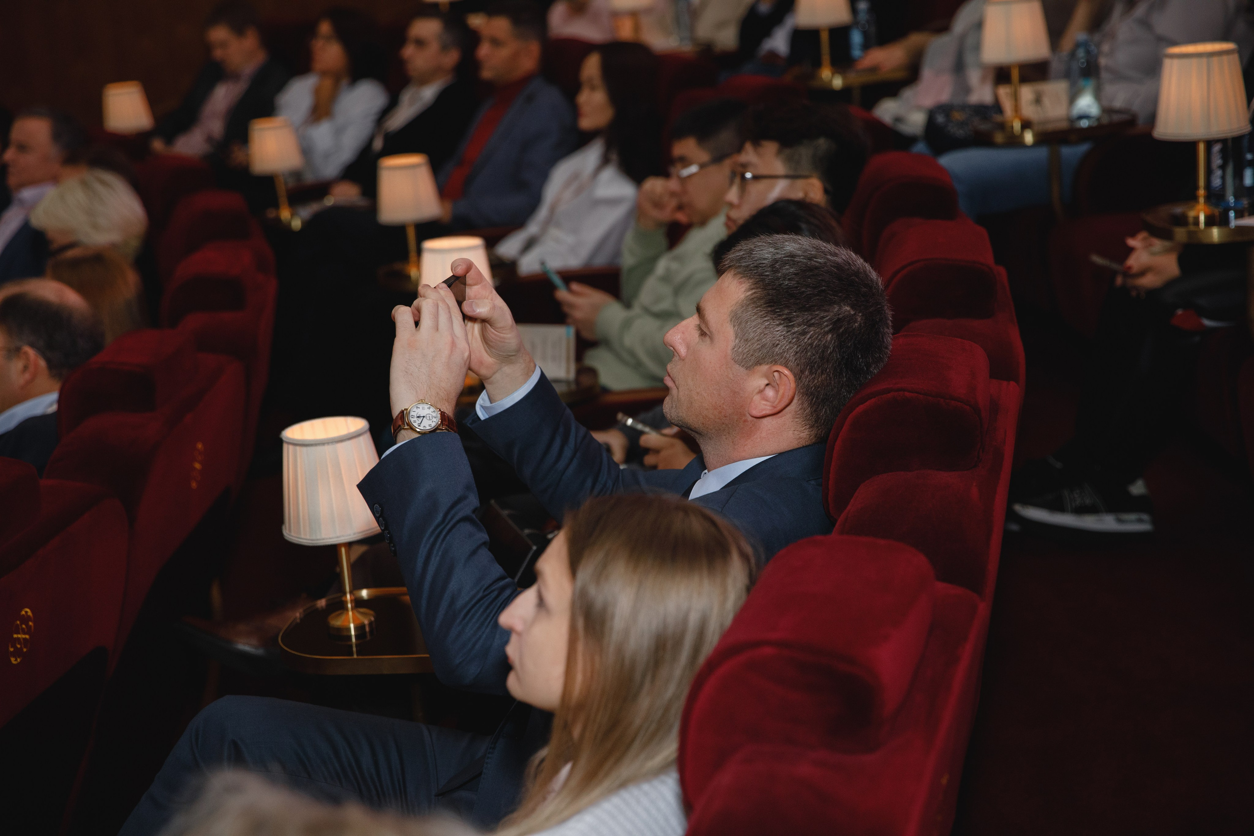 Конференция в Санкт-Петербурге. Фотограф во Владикавказе Юрий Геворгизов