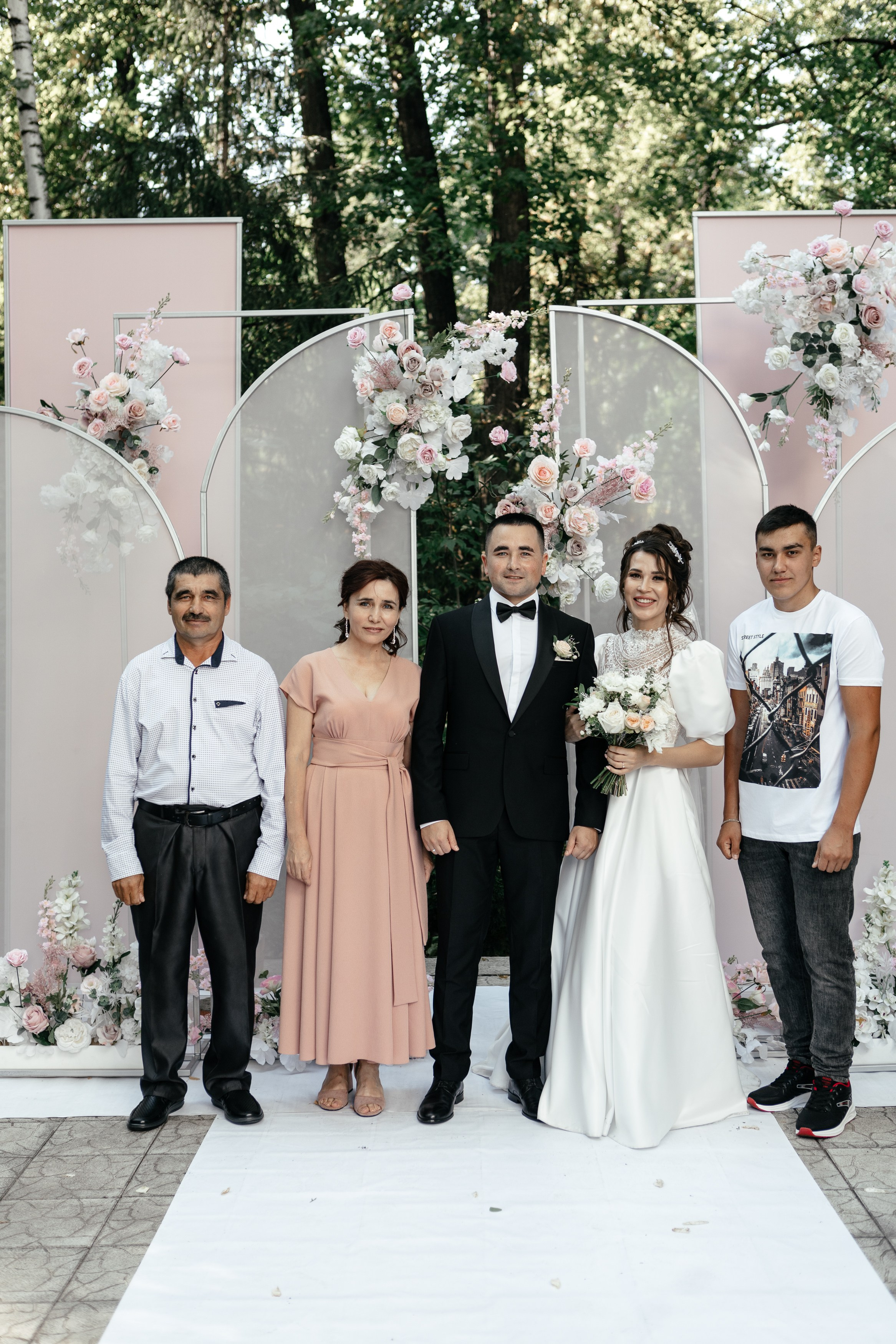 Свадебный фотограф Уфа — Руслан ГабдлисламовЖивые эмоции, красивые кадры, воспоминания на всю жизнь.Работаю по всей Республике Башкортоста. Свадебный фотограф Уфа Руслан Габдлисламов