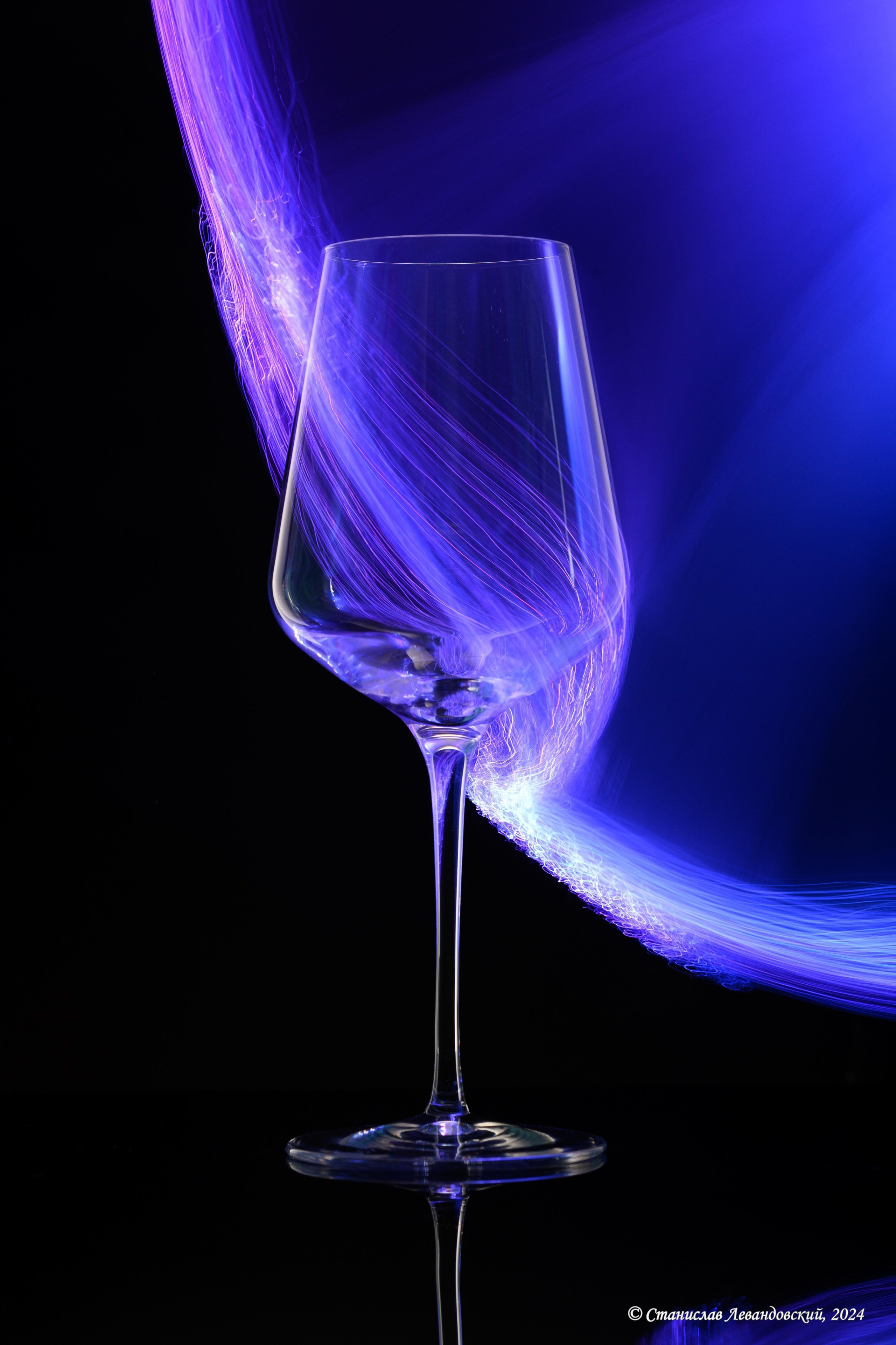 Предметы с глянцевой поверхностью. Предметный фотограф в Москве Станислав Левандовский