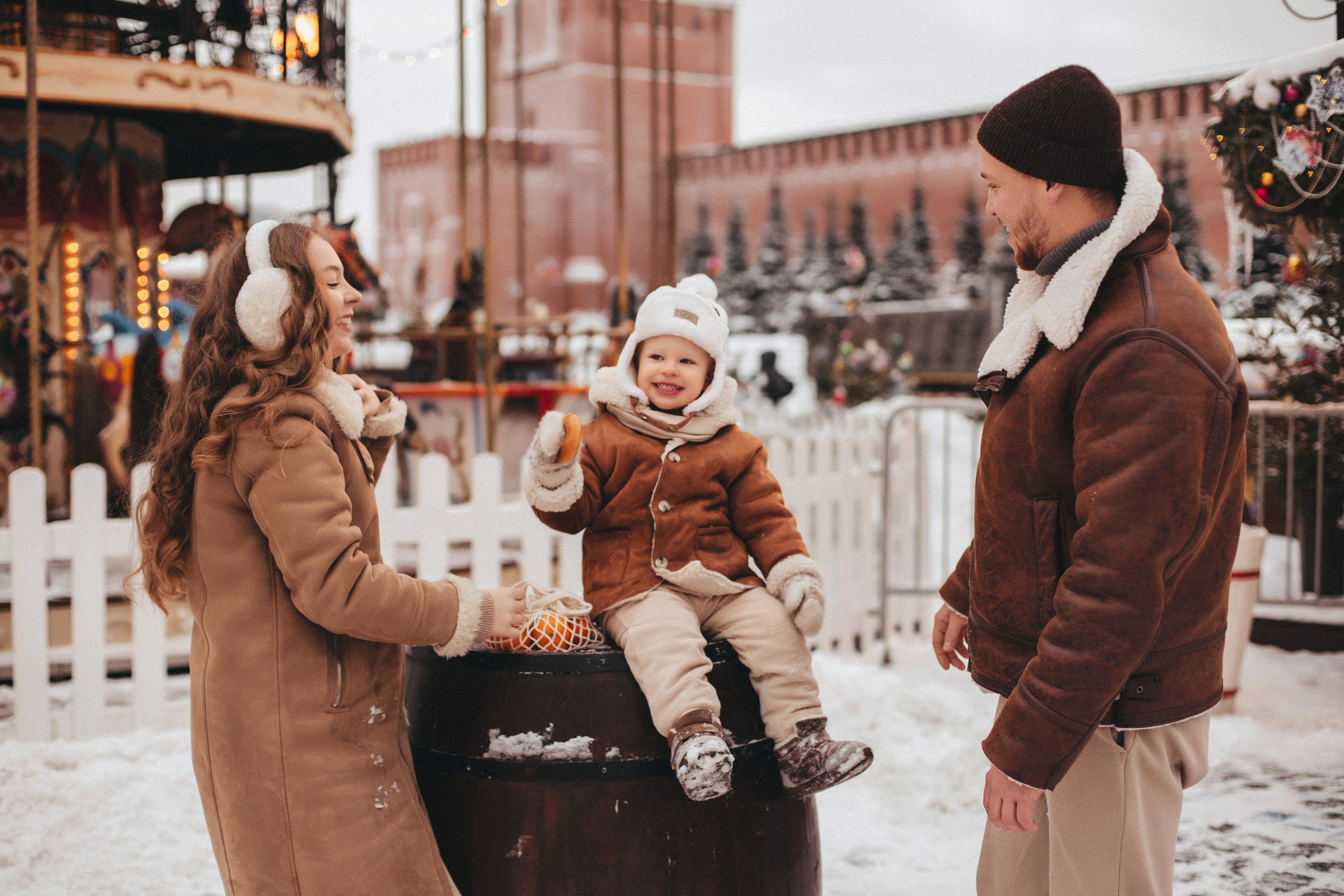 На новогодней ярмарке. Семейный фотограф в Москве