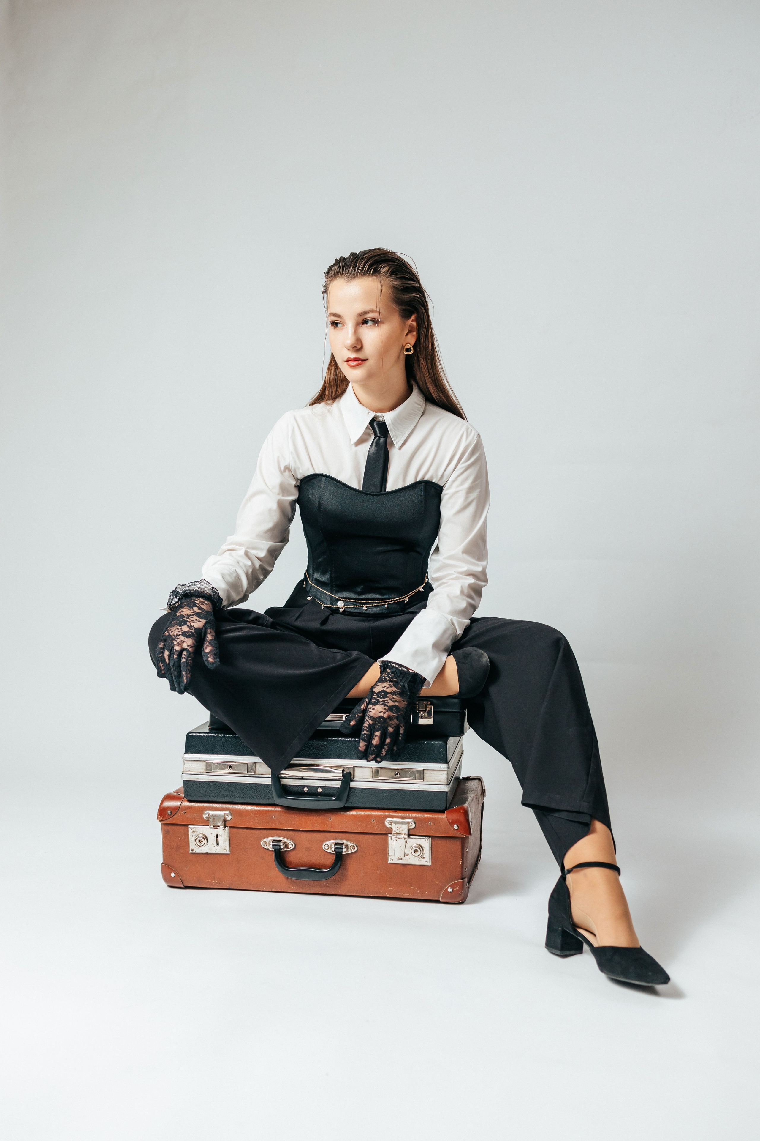 Студия школьной фотографии. Фотостудия выпускных альбомов в Твери. Студия школьной фотографии в Твери. Выпускные альбомы в Твери