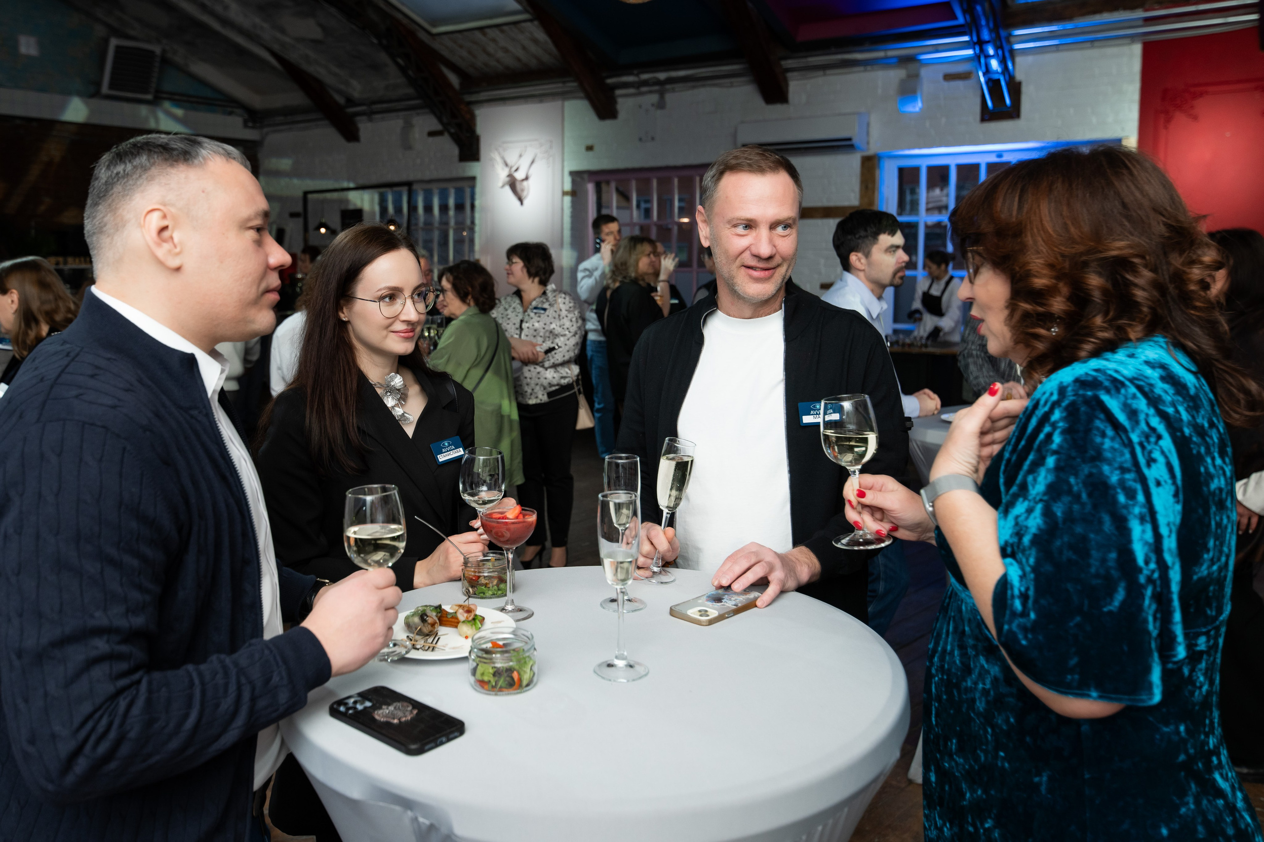 Аввита 25 лет День рождения компании 100+ человек. Репортажный фотограф Сергей Дроздов