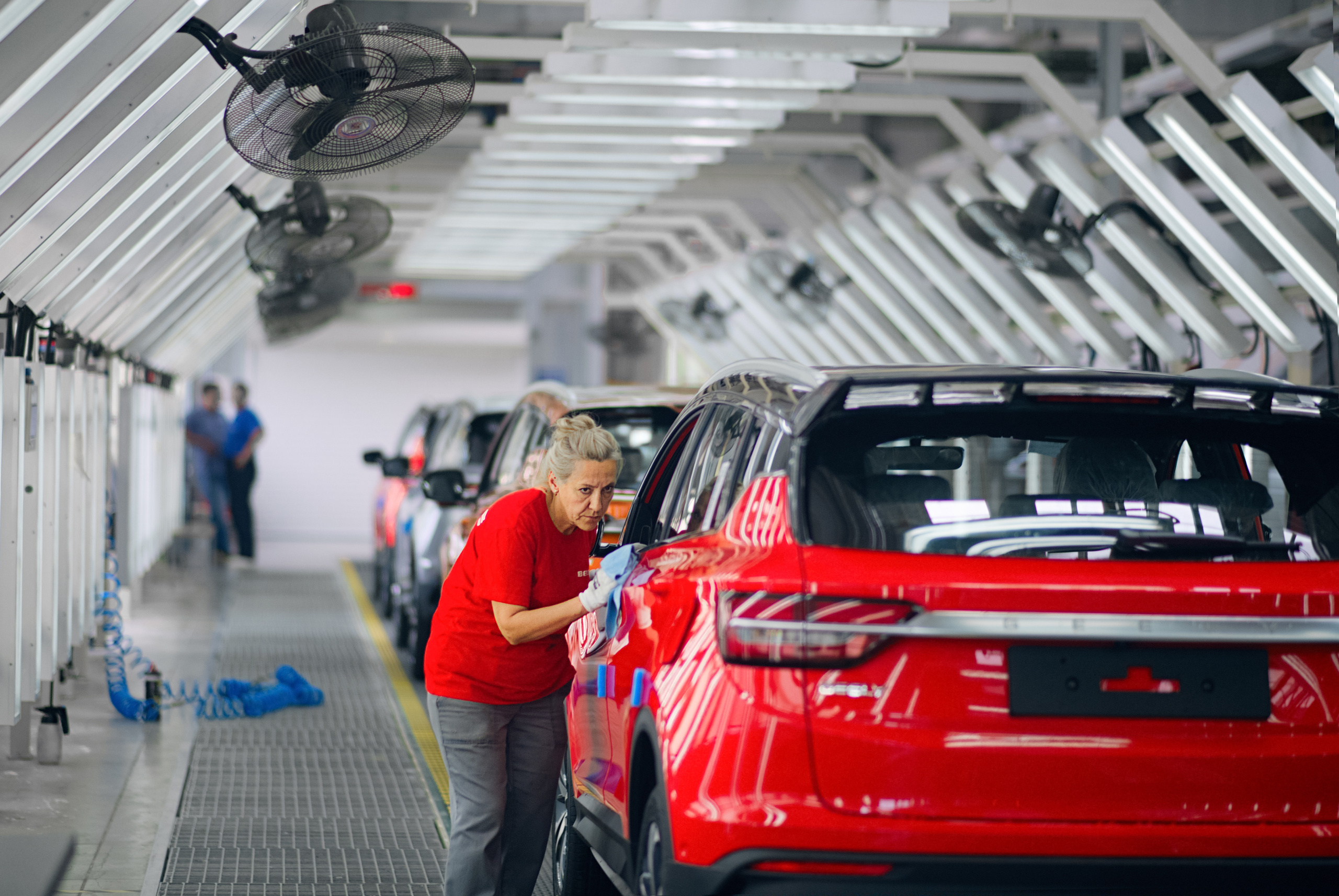 ТЯЖЕЛАЯ ПРОМЫШЛЕННОСТЬ. Режиссёр, клипмейкер, фотограф — Андрей Охота