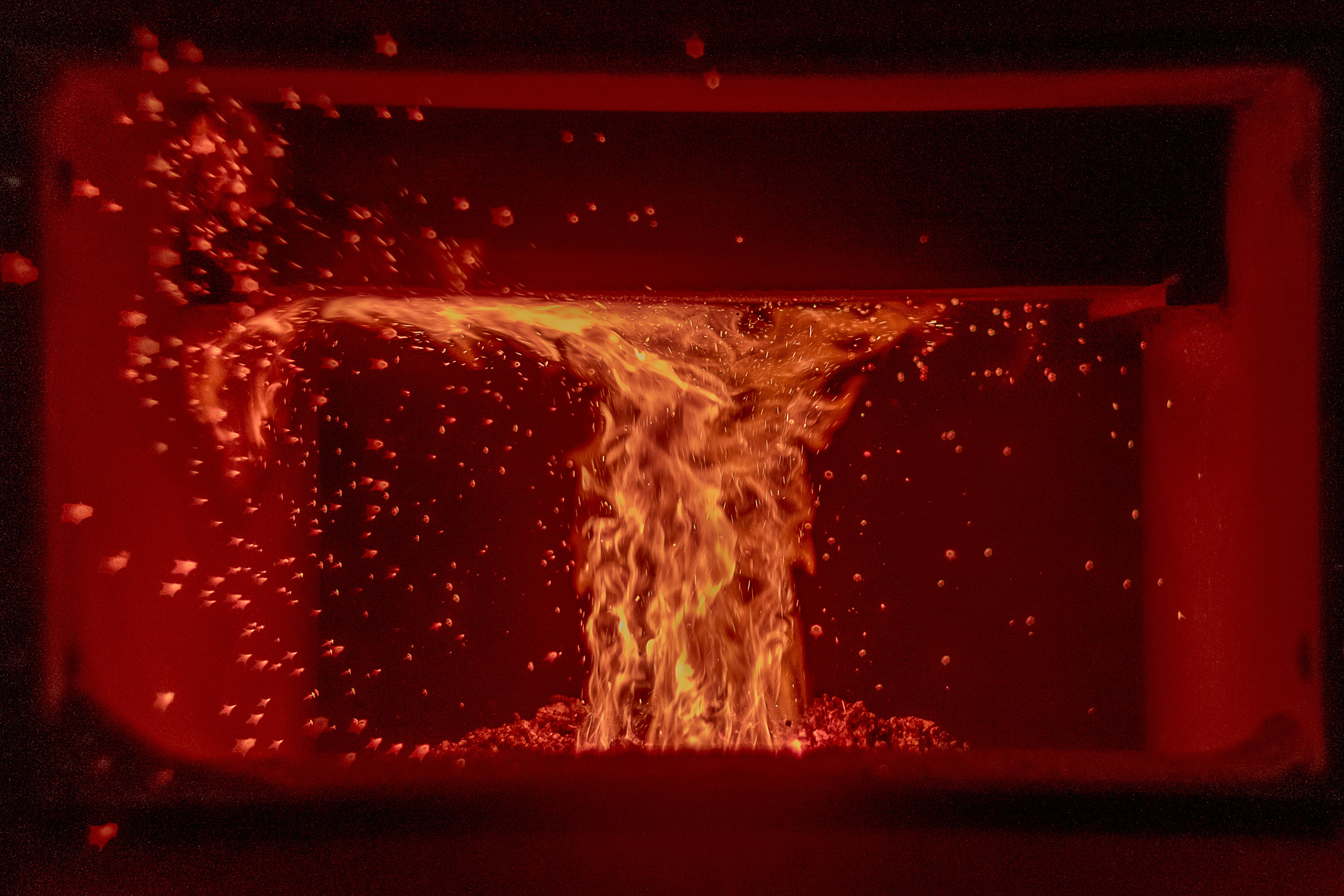 ТЯЖЕЛАЯ ПРОМЫШЛЕННОСТЬ. Режиссёр, клипмейкер, фотограф — Андрей Охота