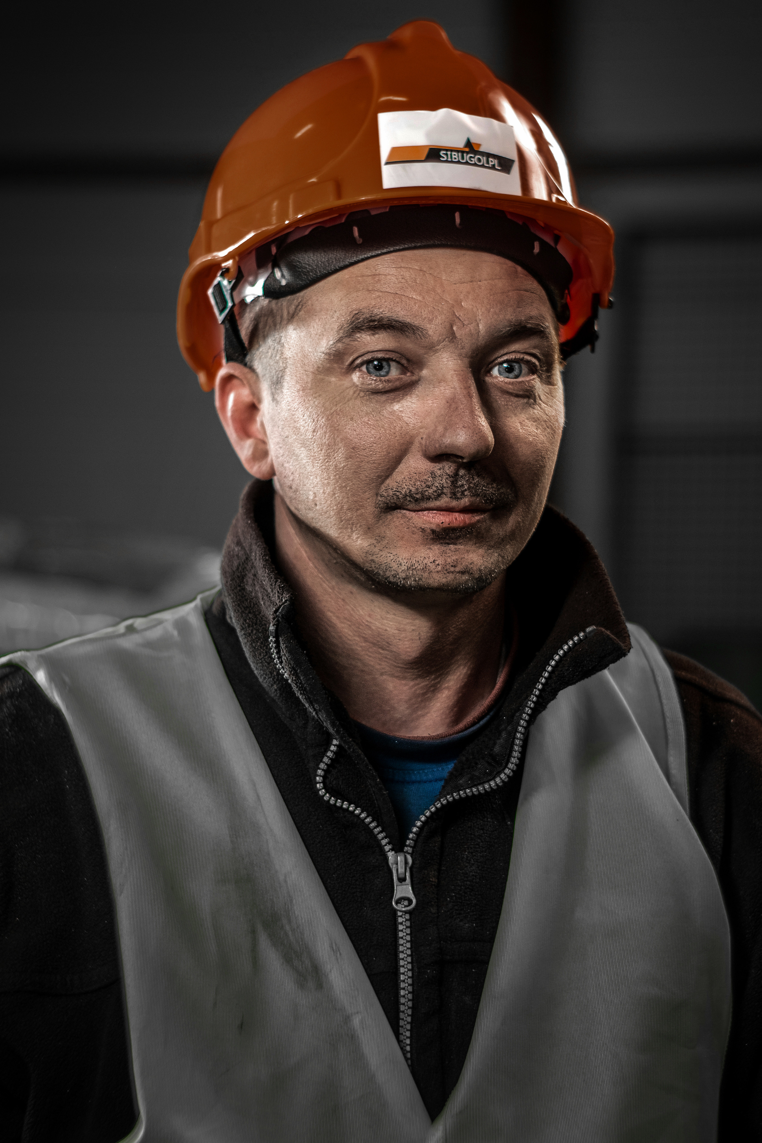 ТЯЖЕЛАЯ ПРОМЫШЛЕННОСТЬ. Режиссёр, клипмейкер, фотограф — Андрей Охота