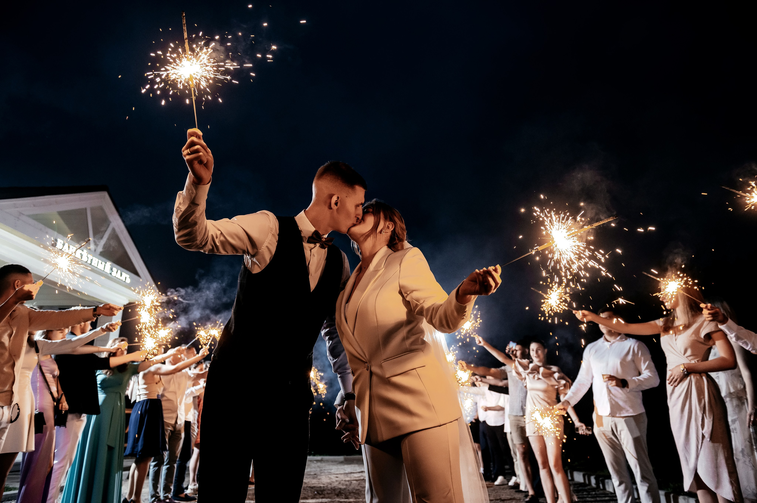 Свадьба в Усадьбе Гребнево, Щелково. Свадебный и семейный фотограф Виктория Носачёва. Щелково, Москва и МО