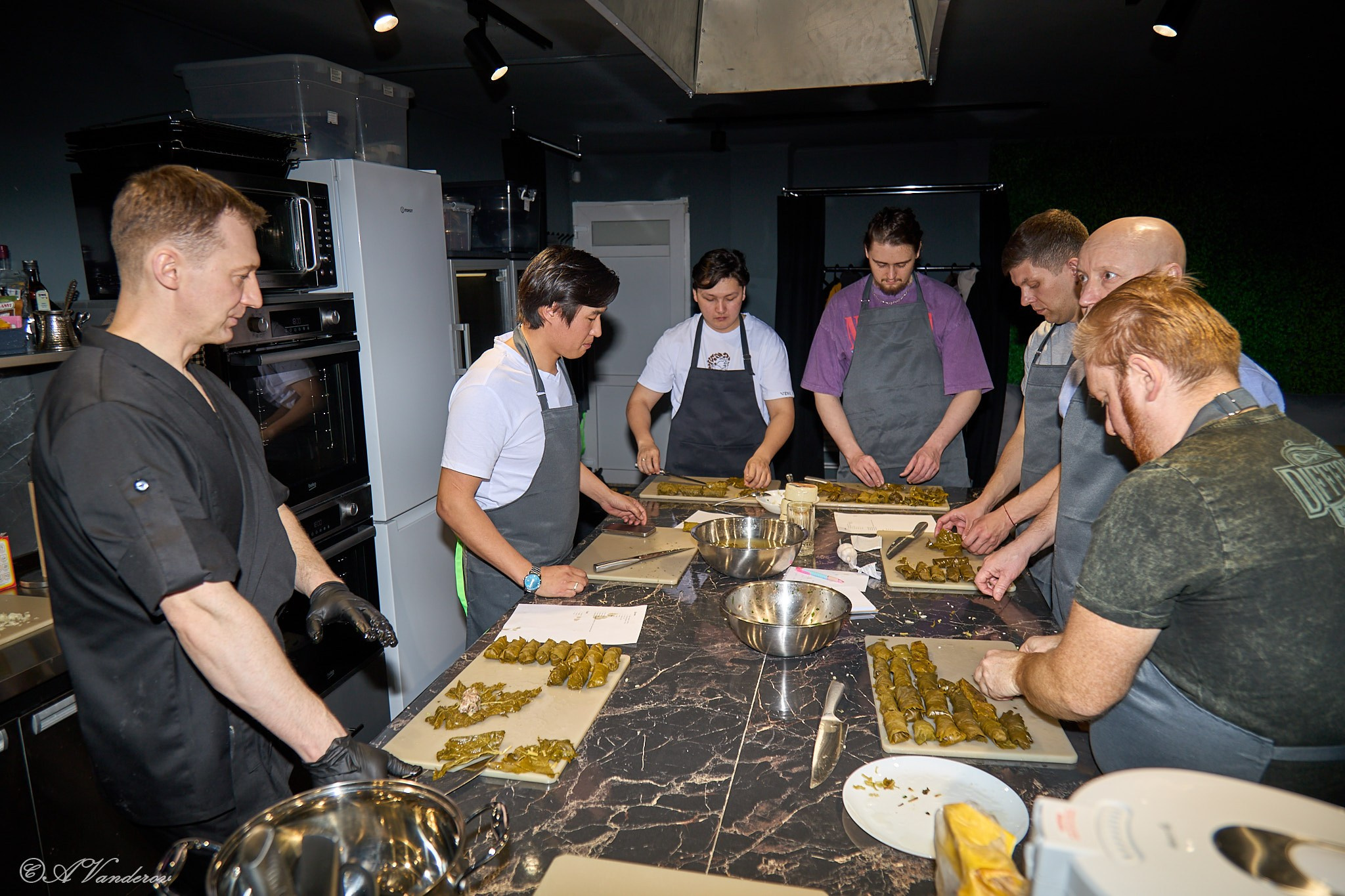 Мужские разговоры на кухне 2. Фотограф Омск | Александр Вандеров