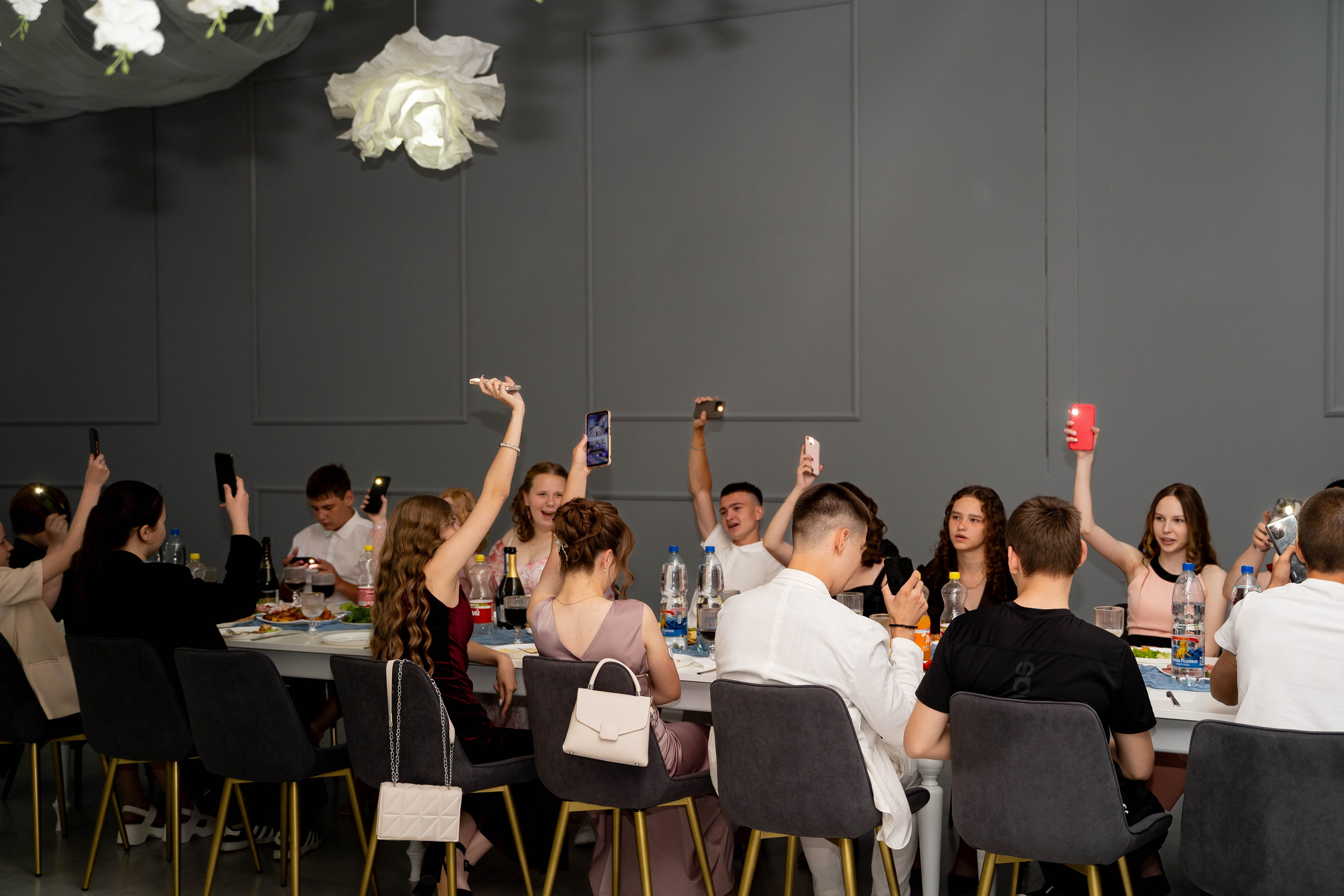 Школа 9 выпуск 2025. Выпускные альбомы в Краснодарском крае