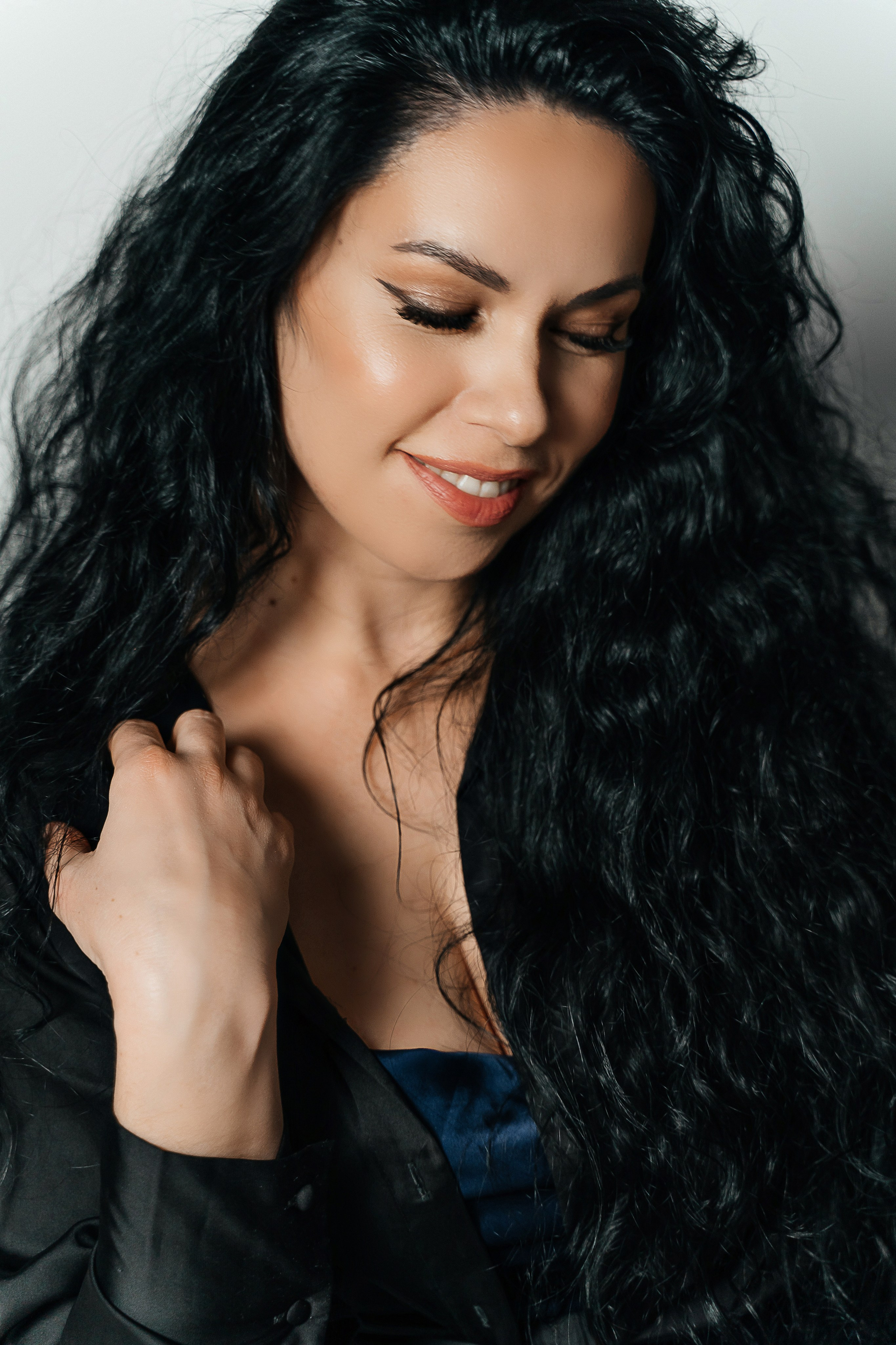 Съемки в интерьере студий. Виктория Алпеева — фотограф по любви