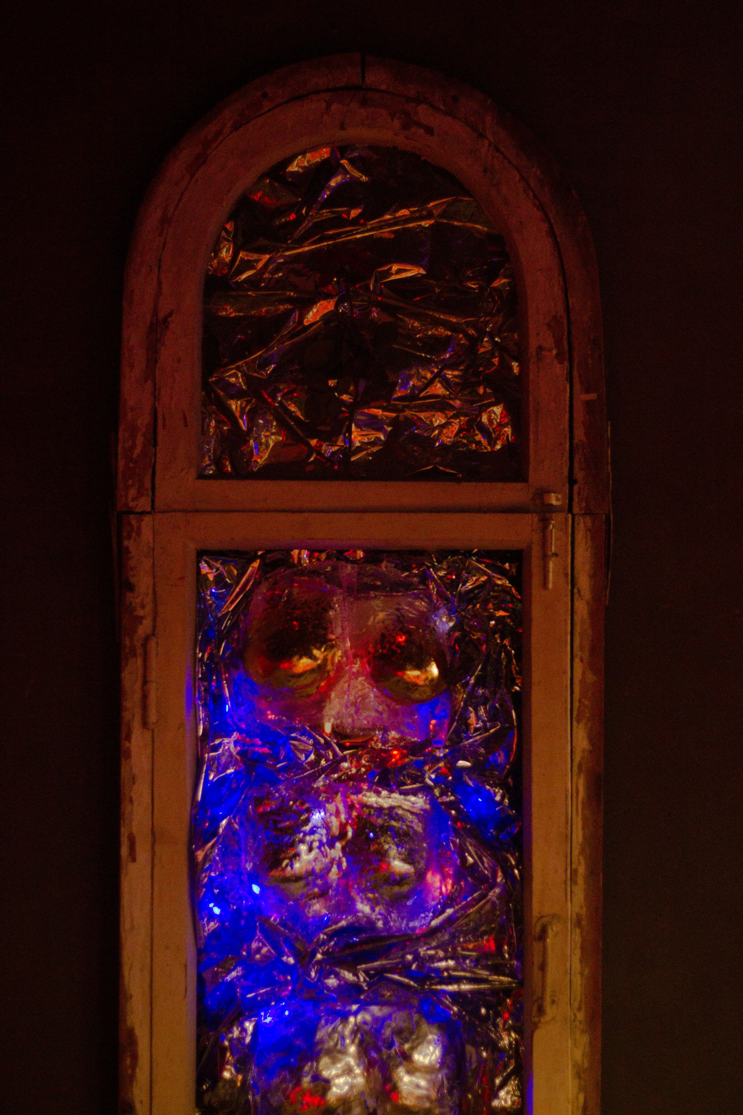 Бильярдная «Крученых» некрореализм. Юля Мурашова портретный и документальный фотограф