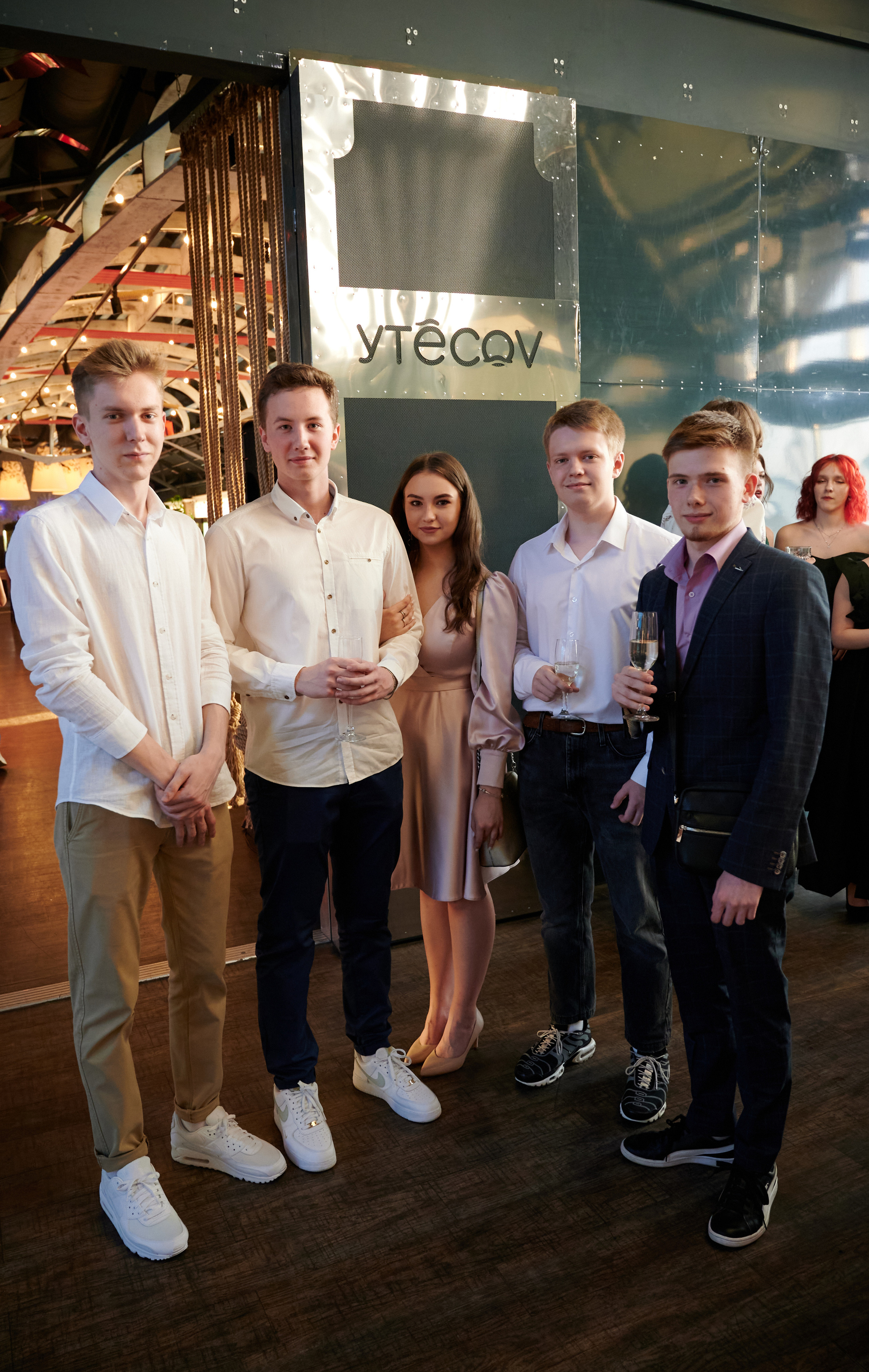 Выпускной 124 школы + video. Профессиональный репортажный фотограф в Самаре Никита Королев