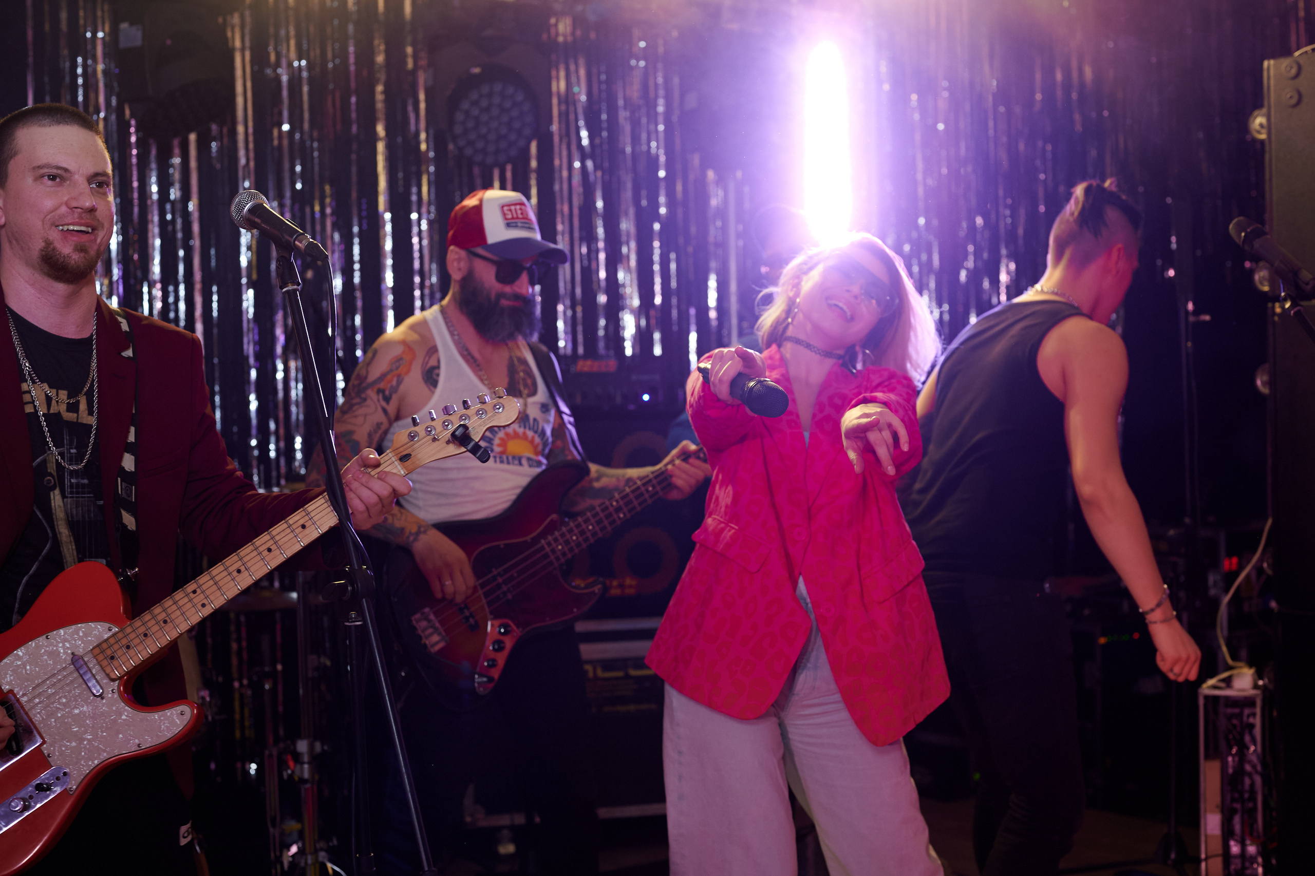 Новый год в стиле 90 х + video. Профессиональный репортажный фотограф в Самаре Никита Королев