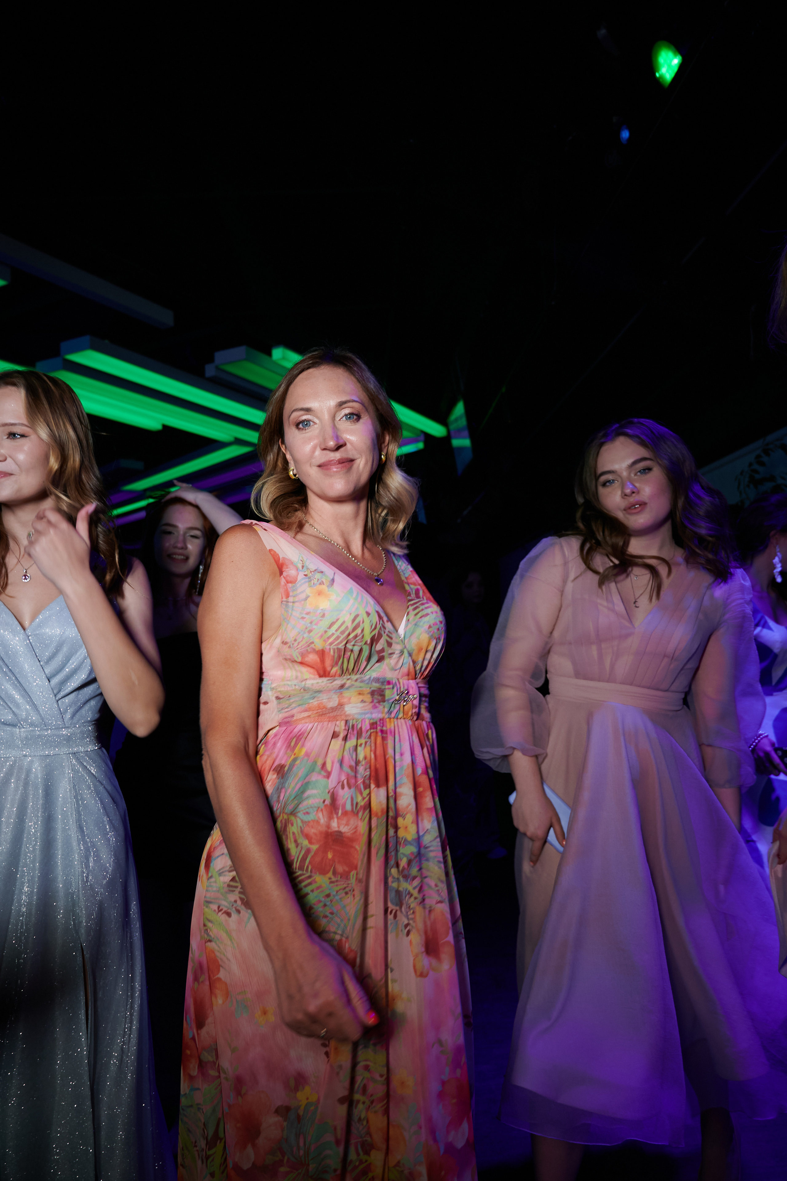 Выпускной 124 школы + video. Профессиональный репортажный фотограф в Самаре Никита Королев