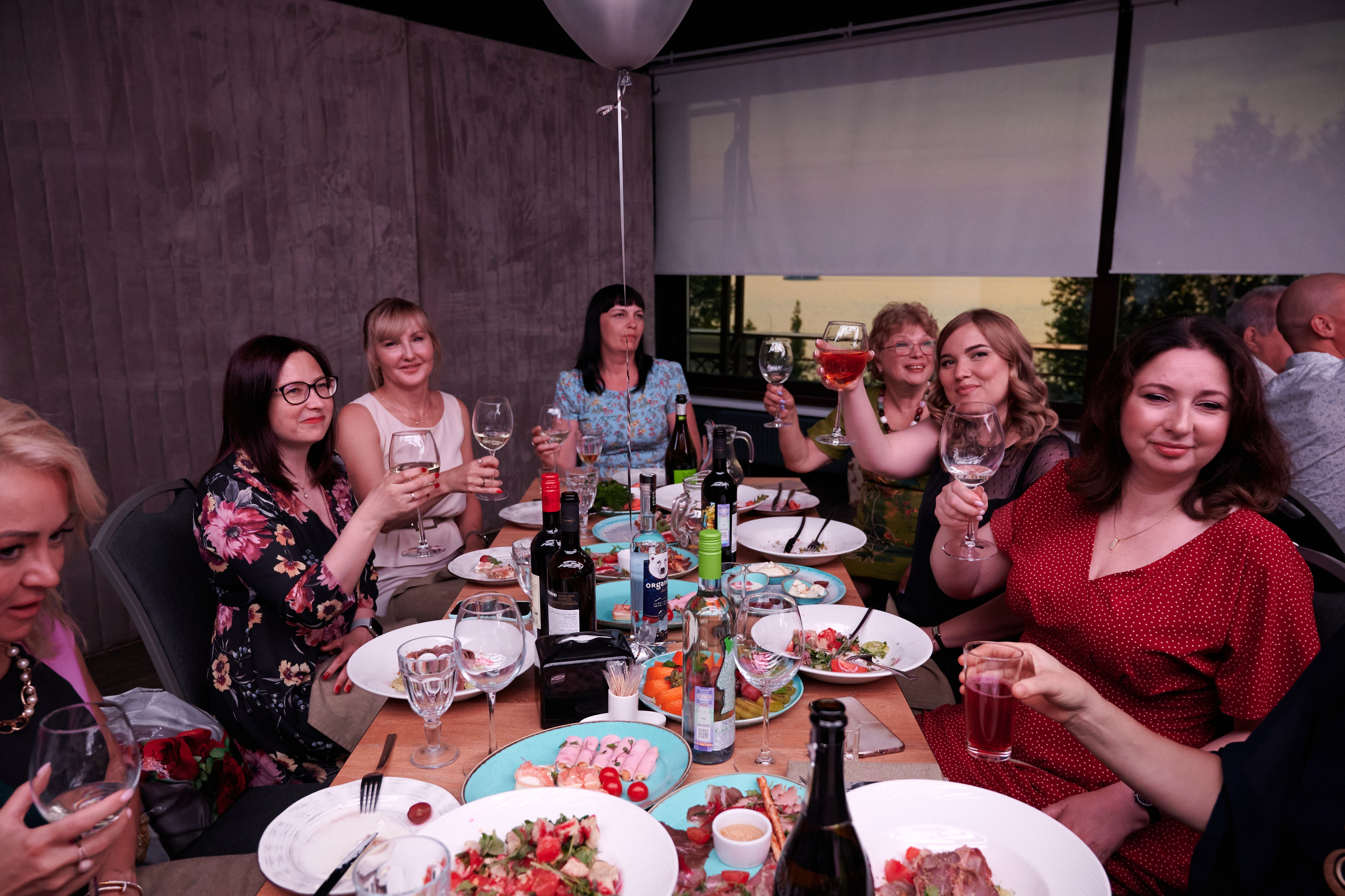 Выпускной 124 школы + video. Профессиональный репортажный фотограф в Самаре Никита Королев