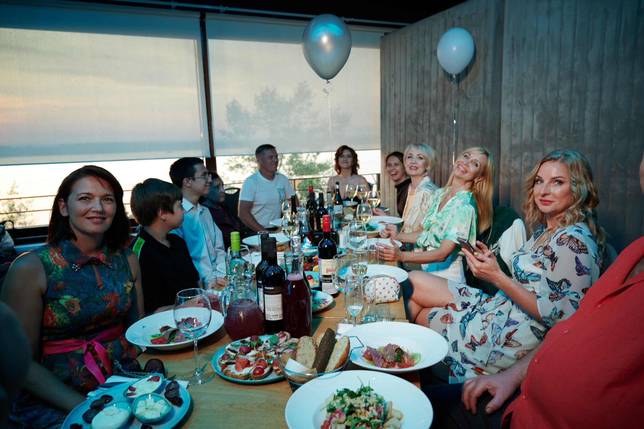 Выпускной 124 школы + video. Профессиональный репортажный фотограф в Самаре Никита Королев