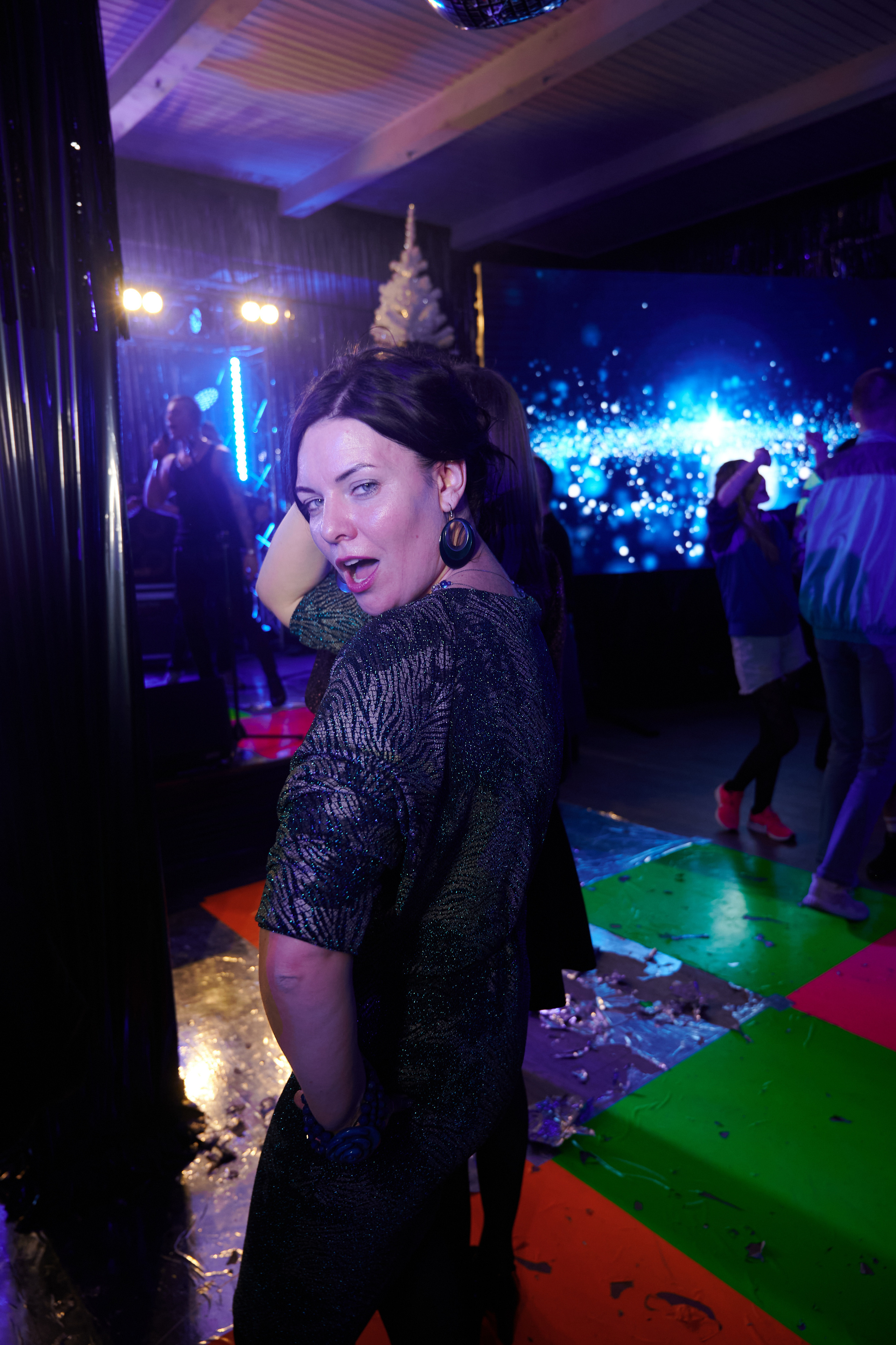 Новый год в стиле 90 х + video. Профессиональный репортажный фотограф в Самаре Никита Королев