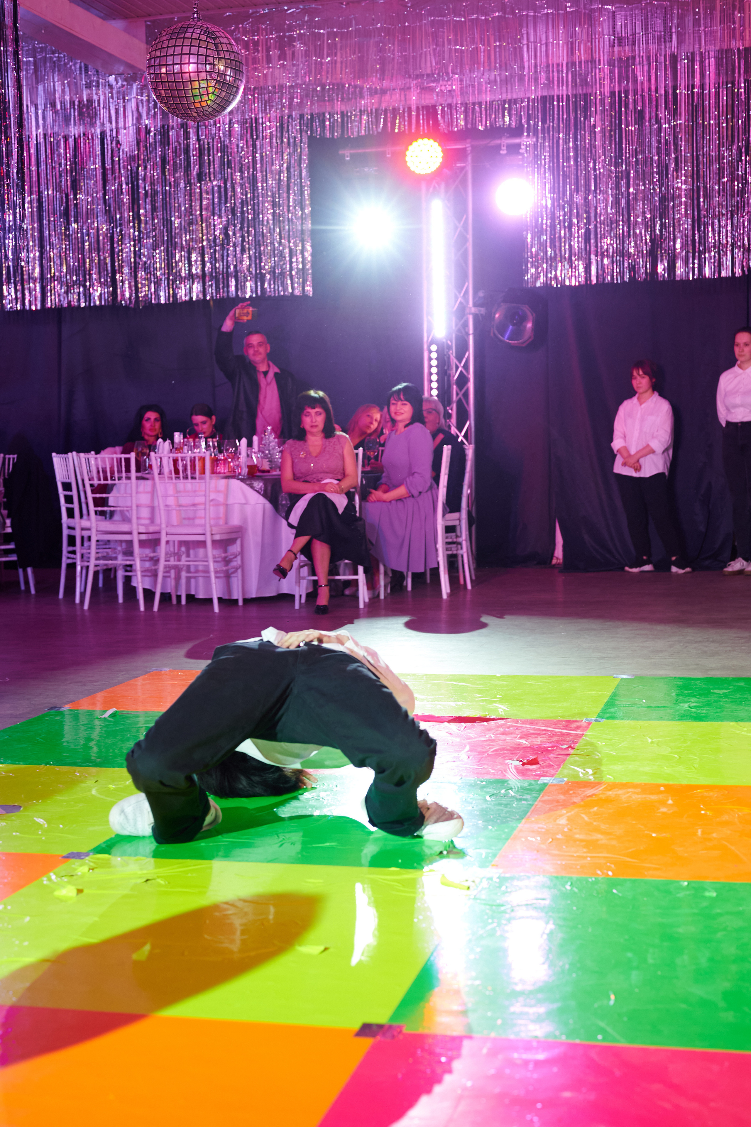 Новый год в стиле 90 х + video. Профессиональный репортажный фотограф в Самаре Никита Королев