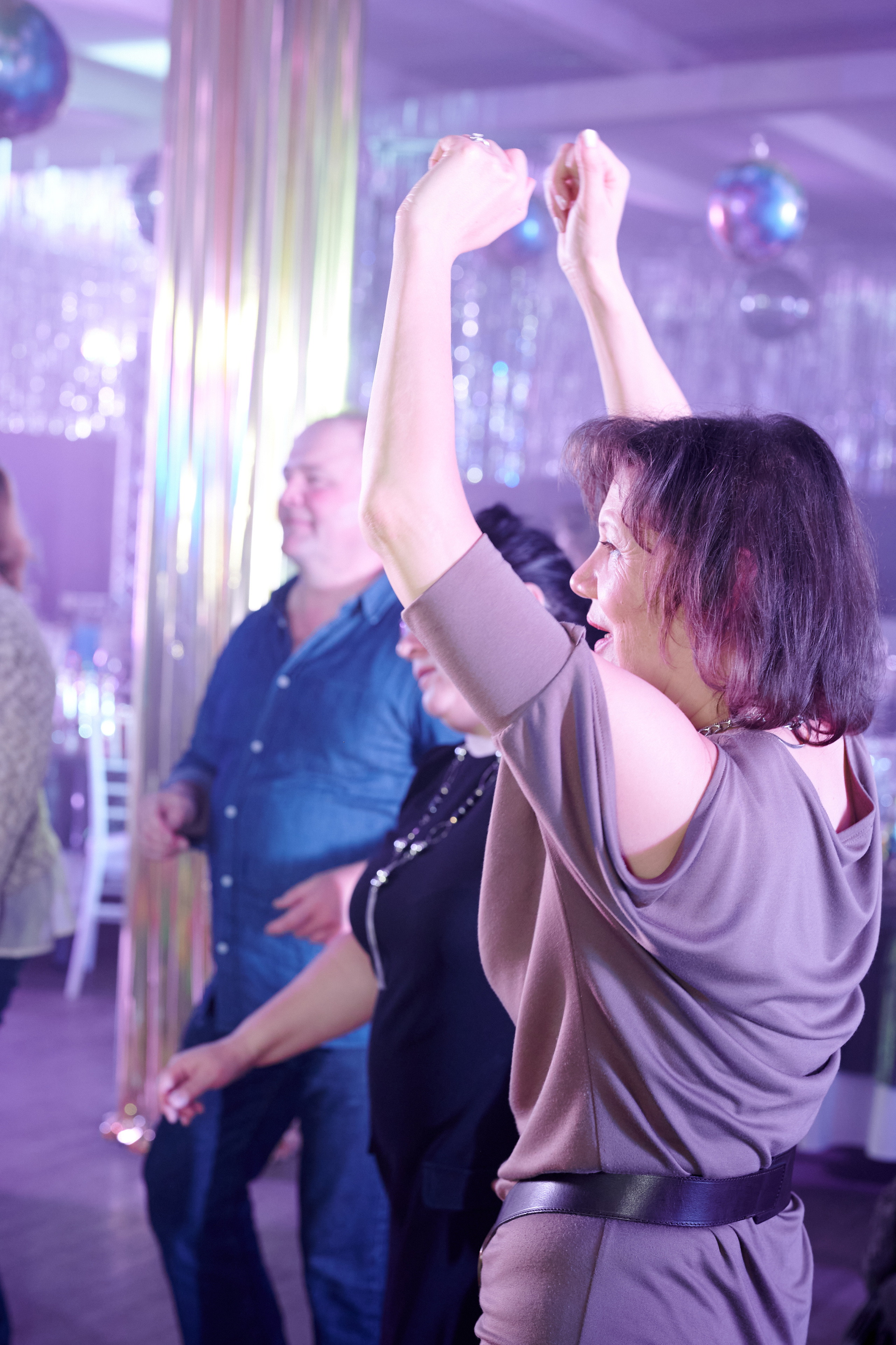 Новый год в стиле 90 х + video. Профессиональный репортажный фотограф в Самаре Никита Королев