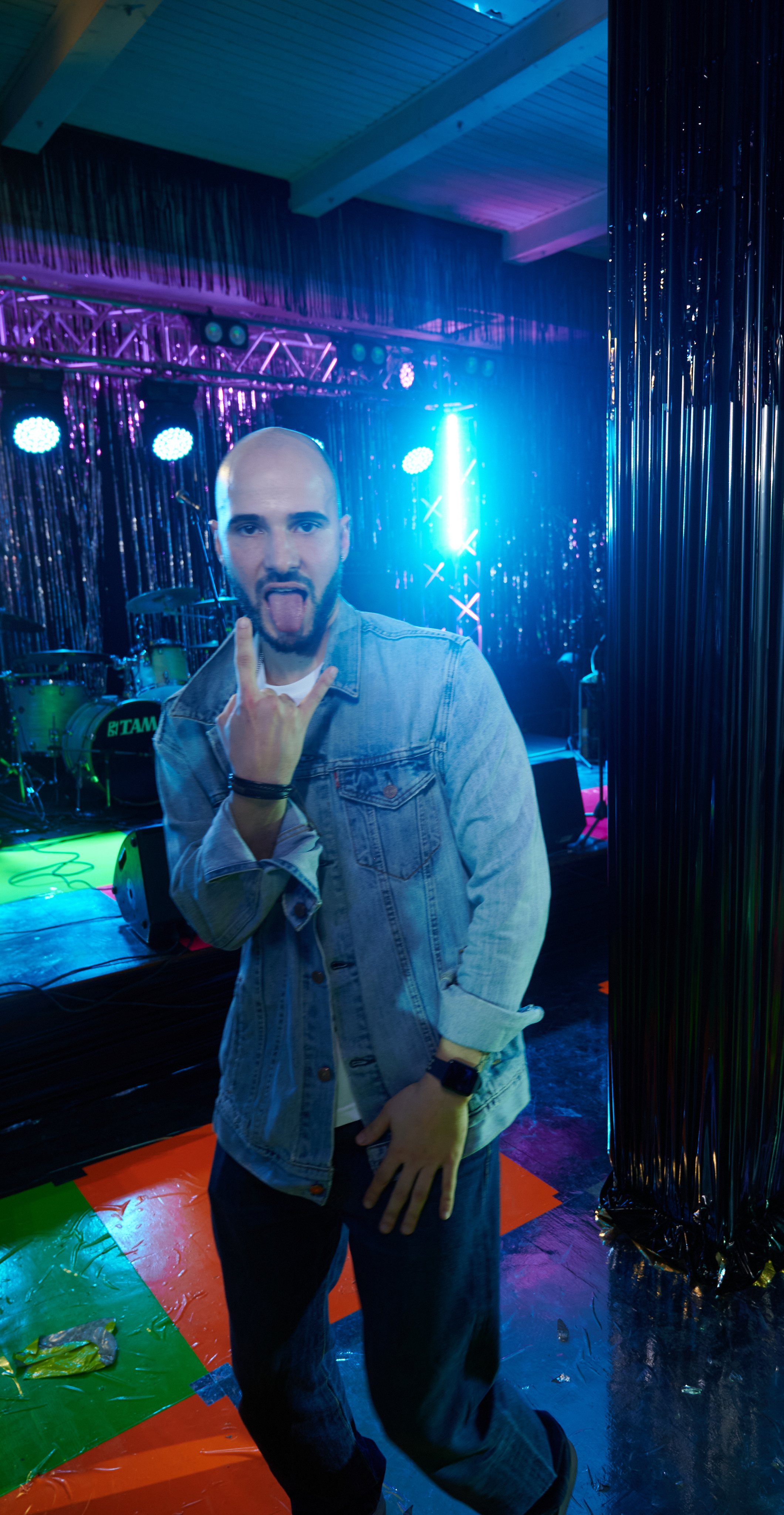 Новый год в стиле 90 х + video. Профессиональный репортажный фотограф в Самаре Никита Королев