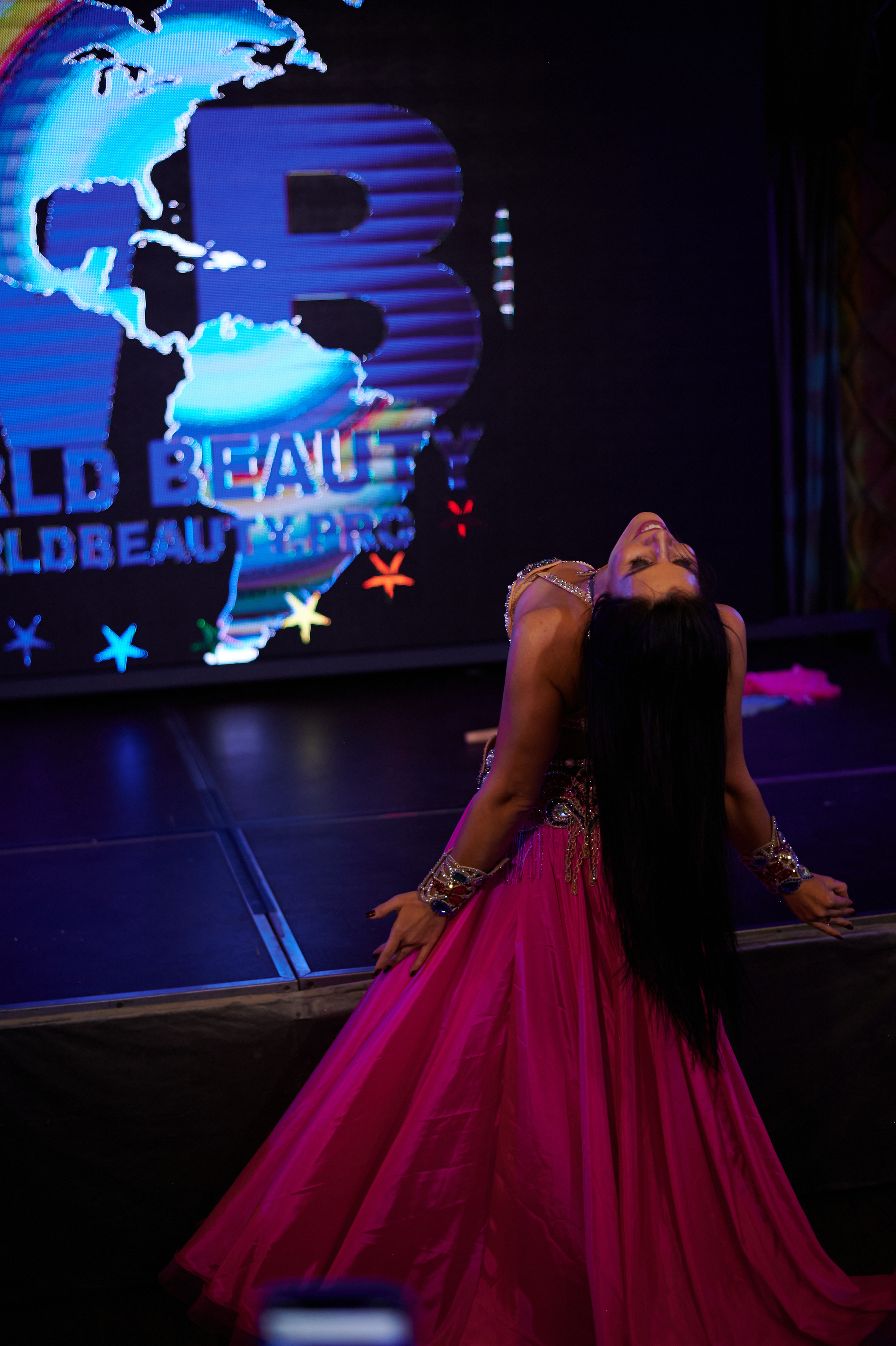 Video WRSB 21. Профессиональный репортажный фотограф в Самаре Никита Королев