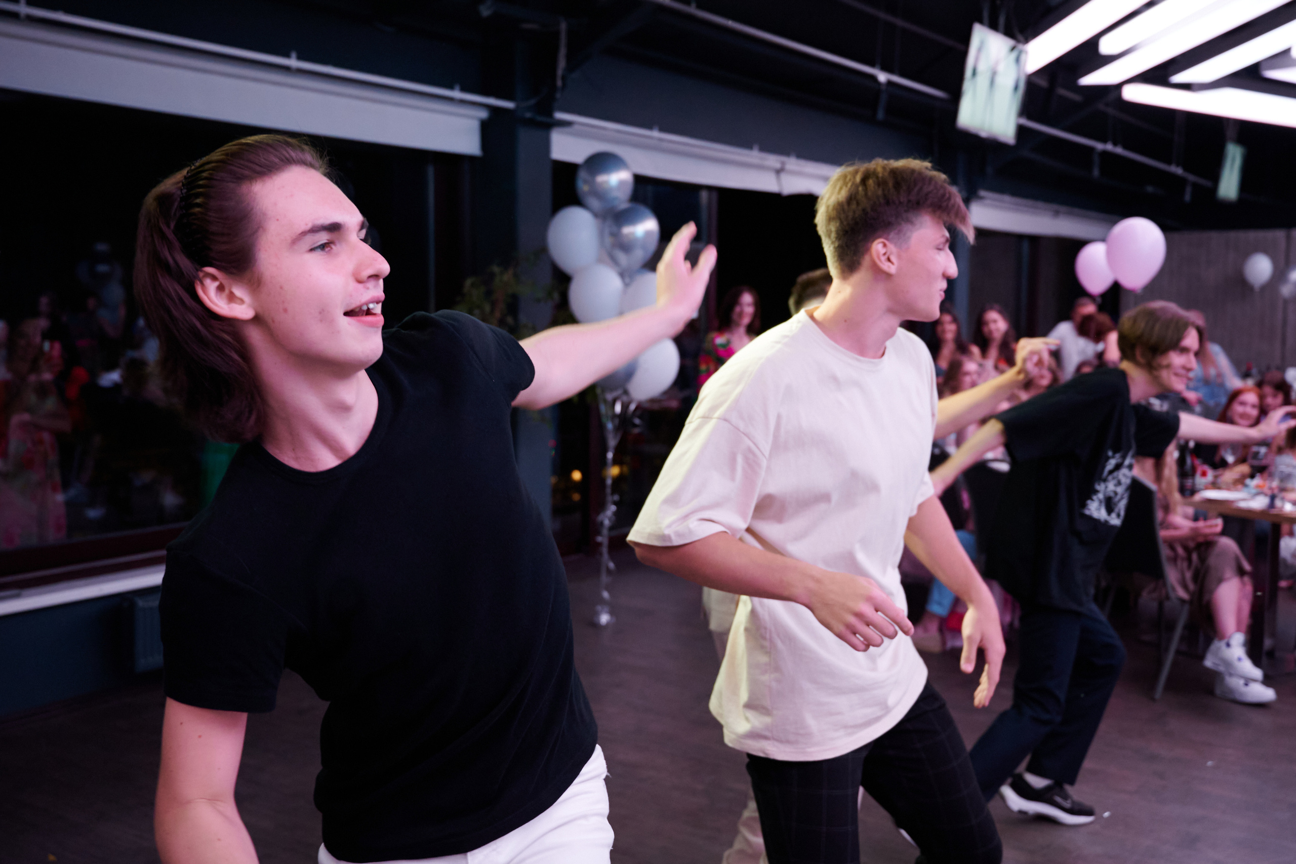 Выпускной 124 школы + video. Профессиональный репортажный фотограф в Самаре Никита Королев