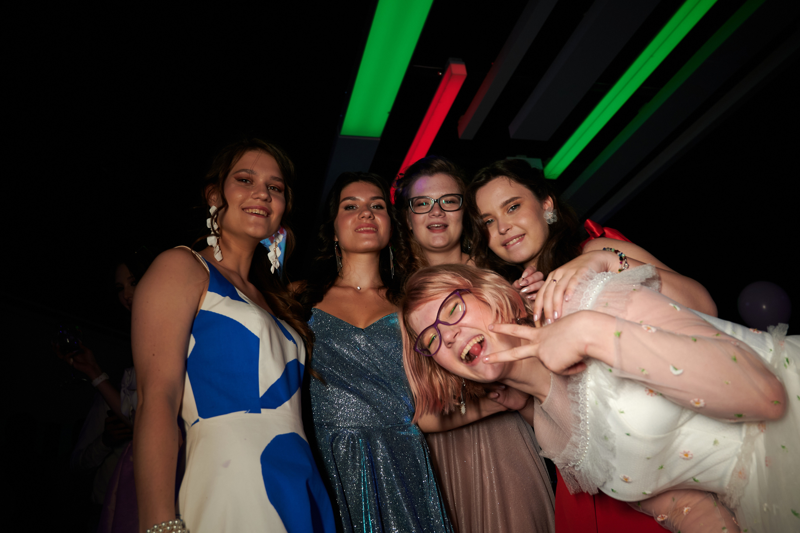 Выпускной 124 школы + video. Профессиональный репортажный фотограф в Самаре Никита Королев