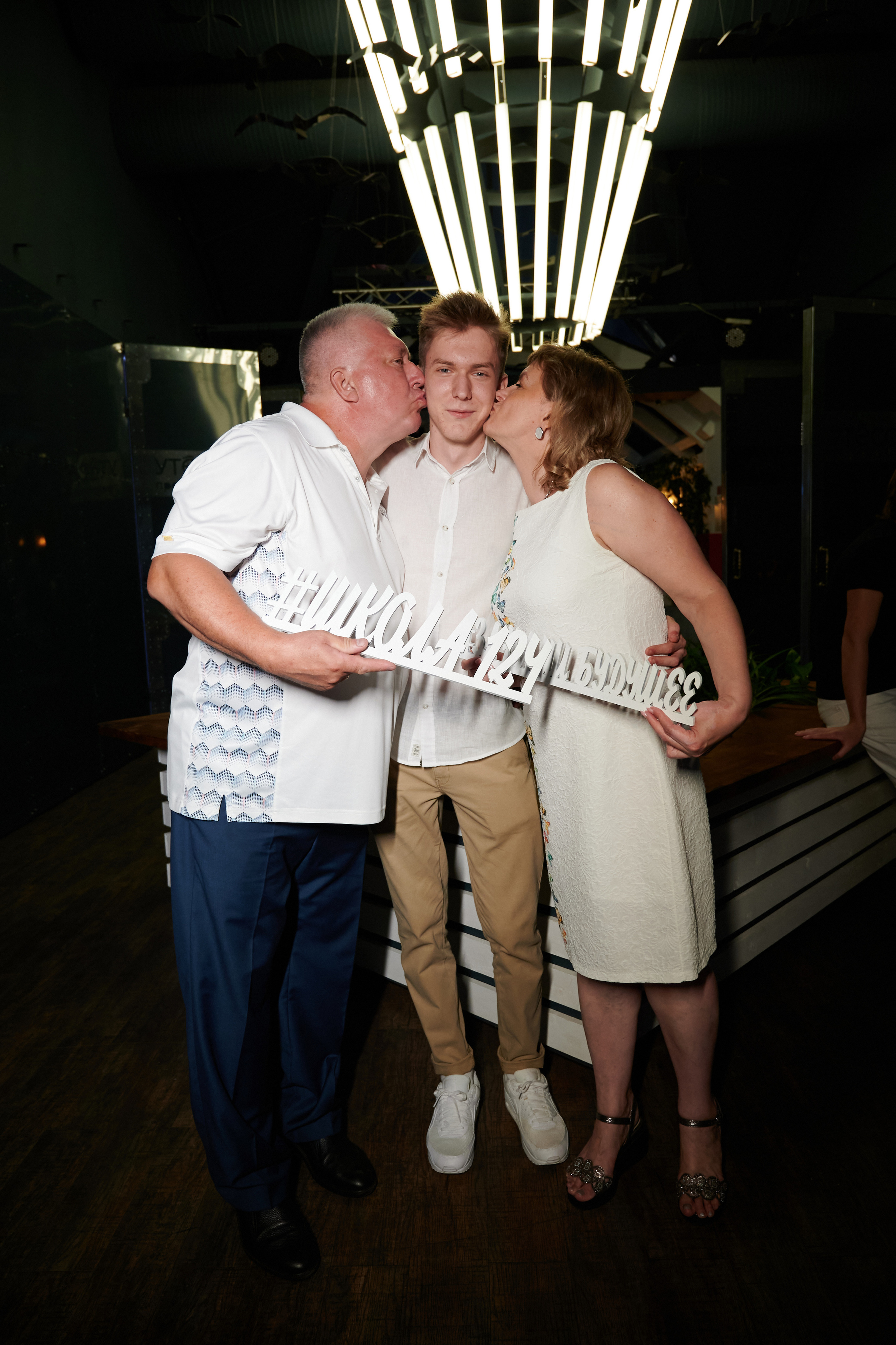 Выпускной 124 школы + video. Профессиональный репортажный фотограф в Самаре Никита Королев