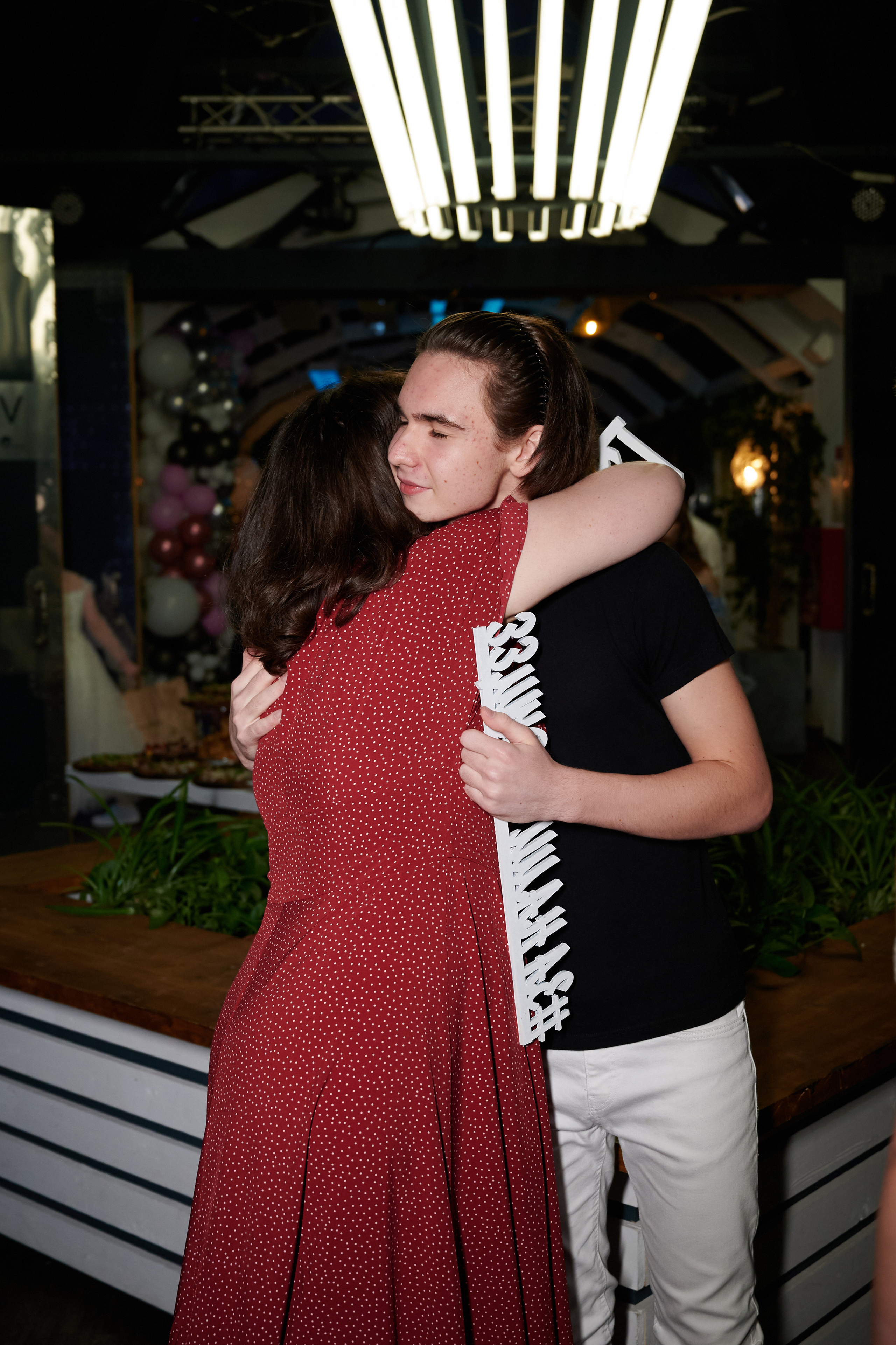 Выпускной 124 школы + video. Профессиональный репортажный фотограф в Самаре Никита Королев