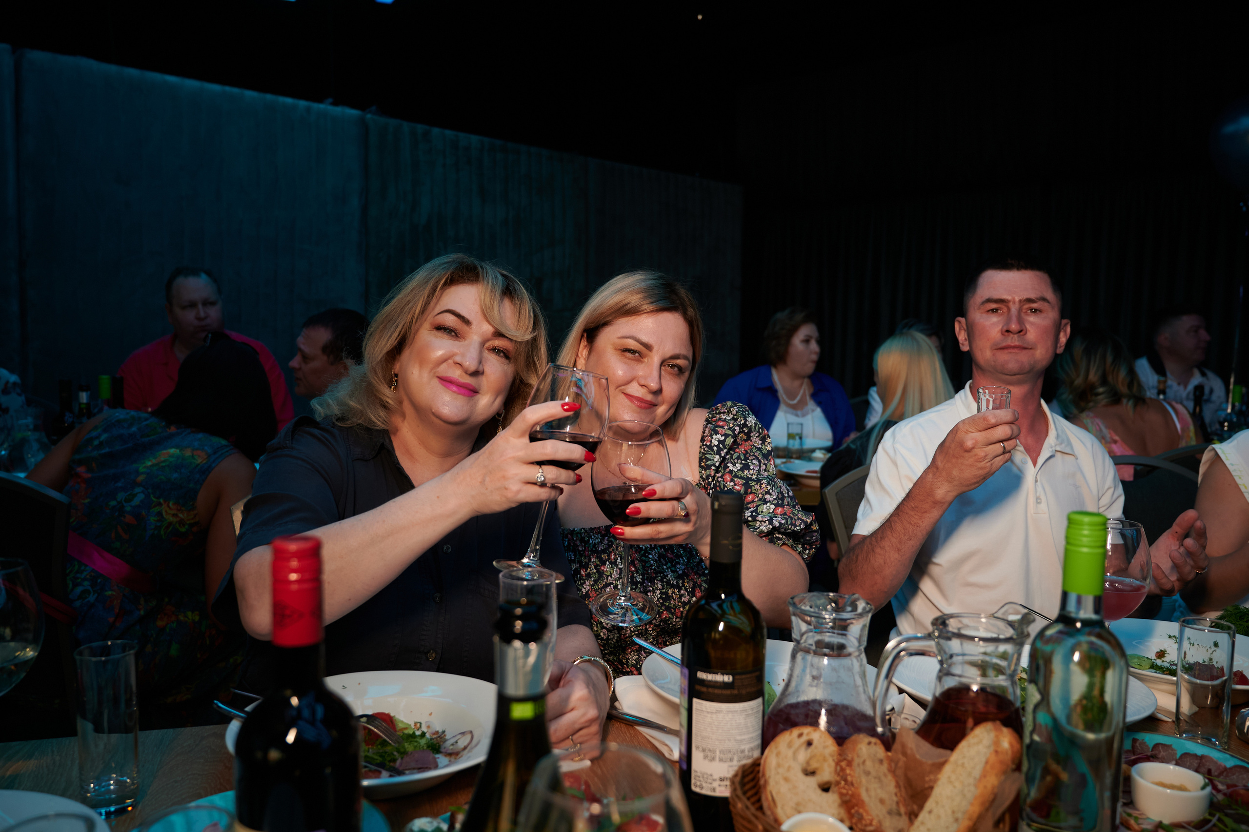 Выпускной 124 школы + video. Профессиональный репортажный фотограф в Самаре Никита Королев