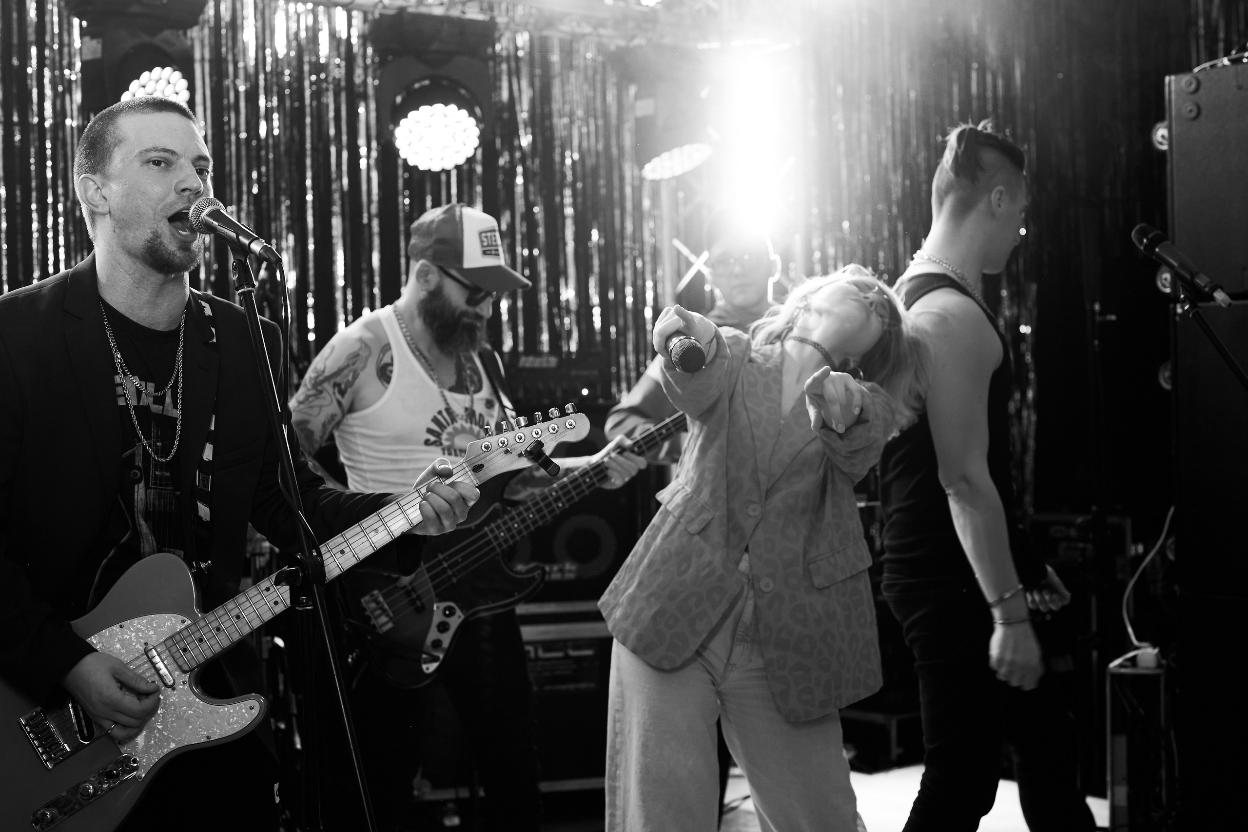 Новый год в стиле 90 х + video. Профессиональный репортажный фотограф в Самаре Никита Королев