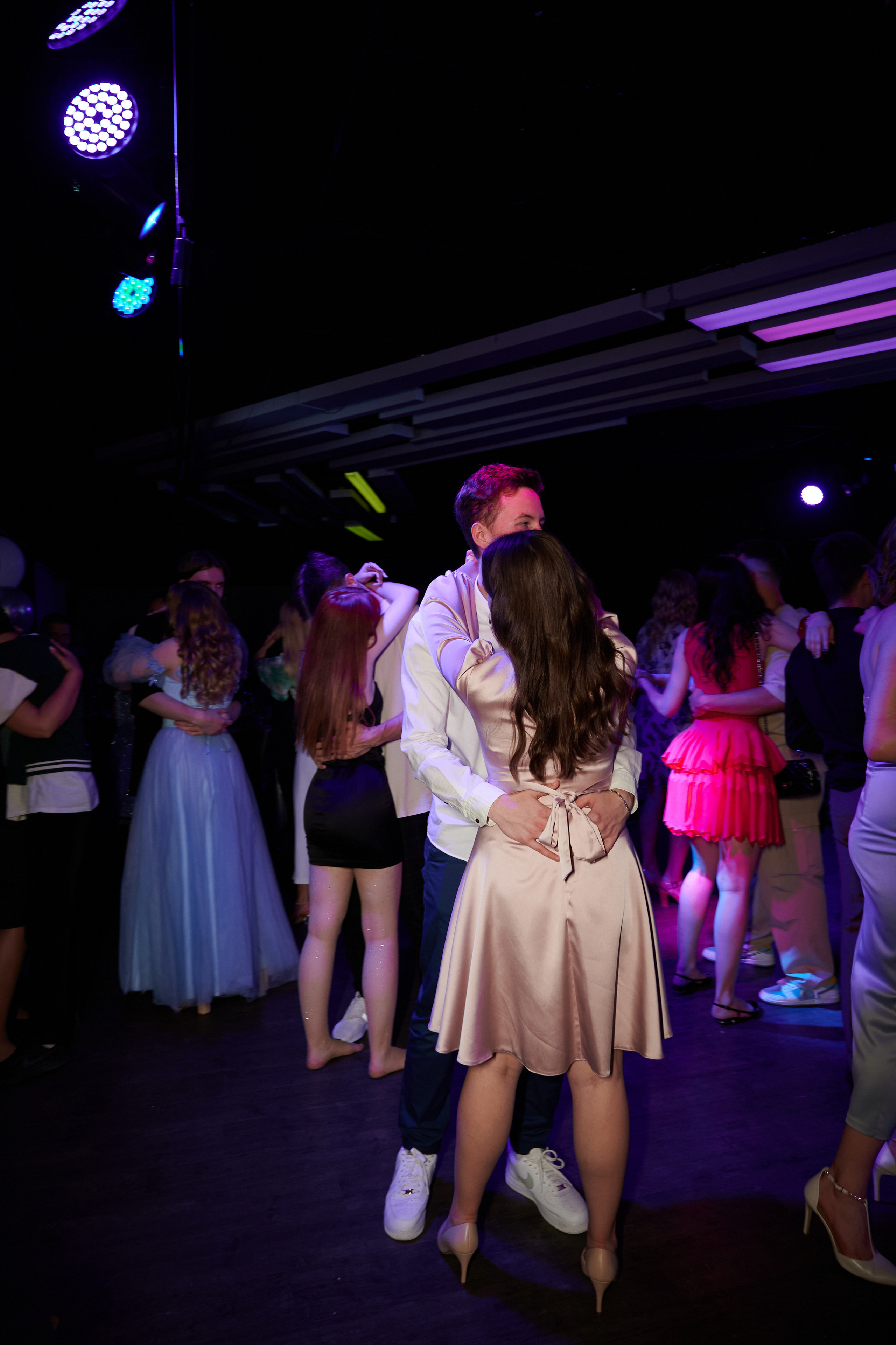 Выпускной 124 школы + video. Профессиональный репортажный фотограф в Самаре Никита Королев