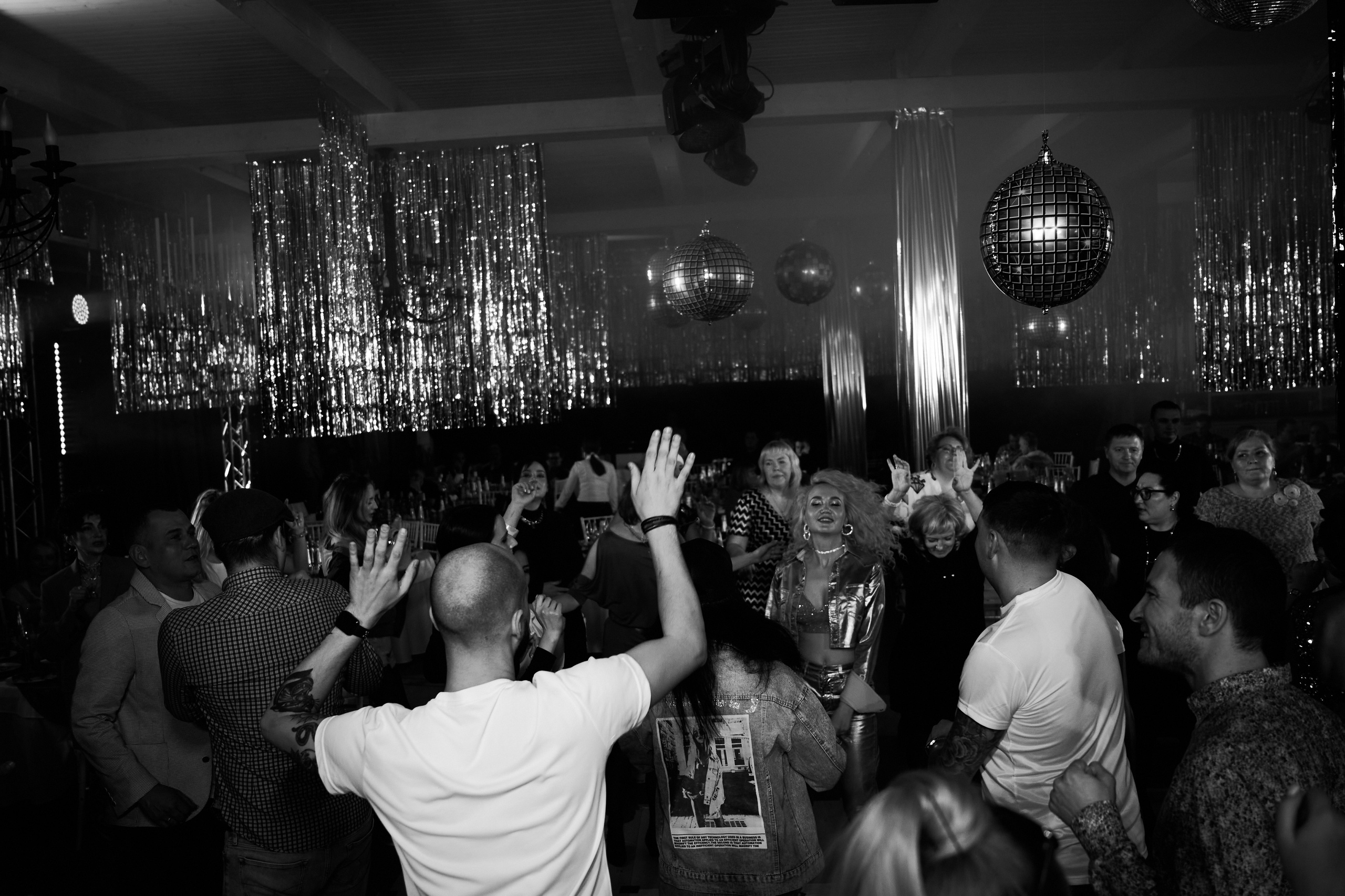 Новый год в стиле 90 х + video. Профессиональный репортажный фотограф в Самаре Никита Королев