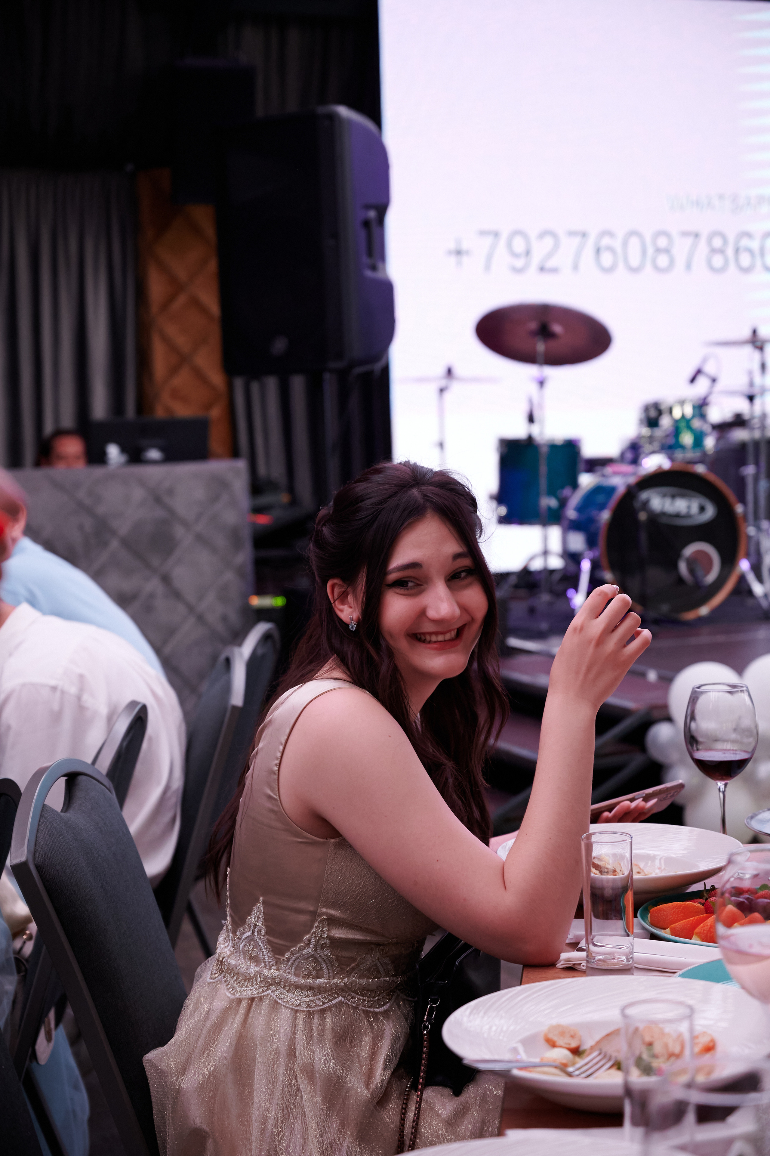 Выпускной 124 школы + video. Профессиональный репортажный фотограф в Самаре Никита Королев