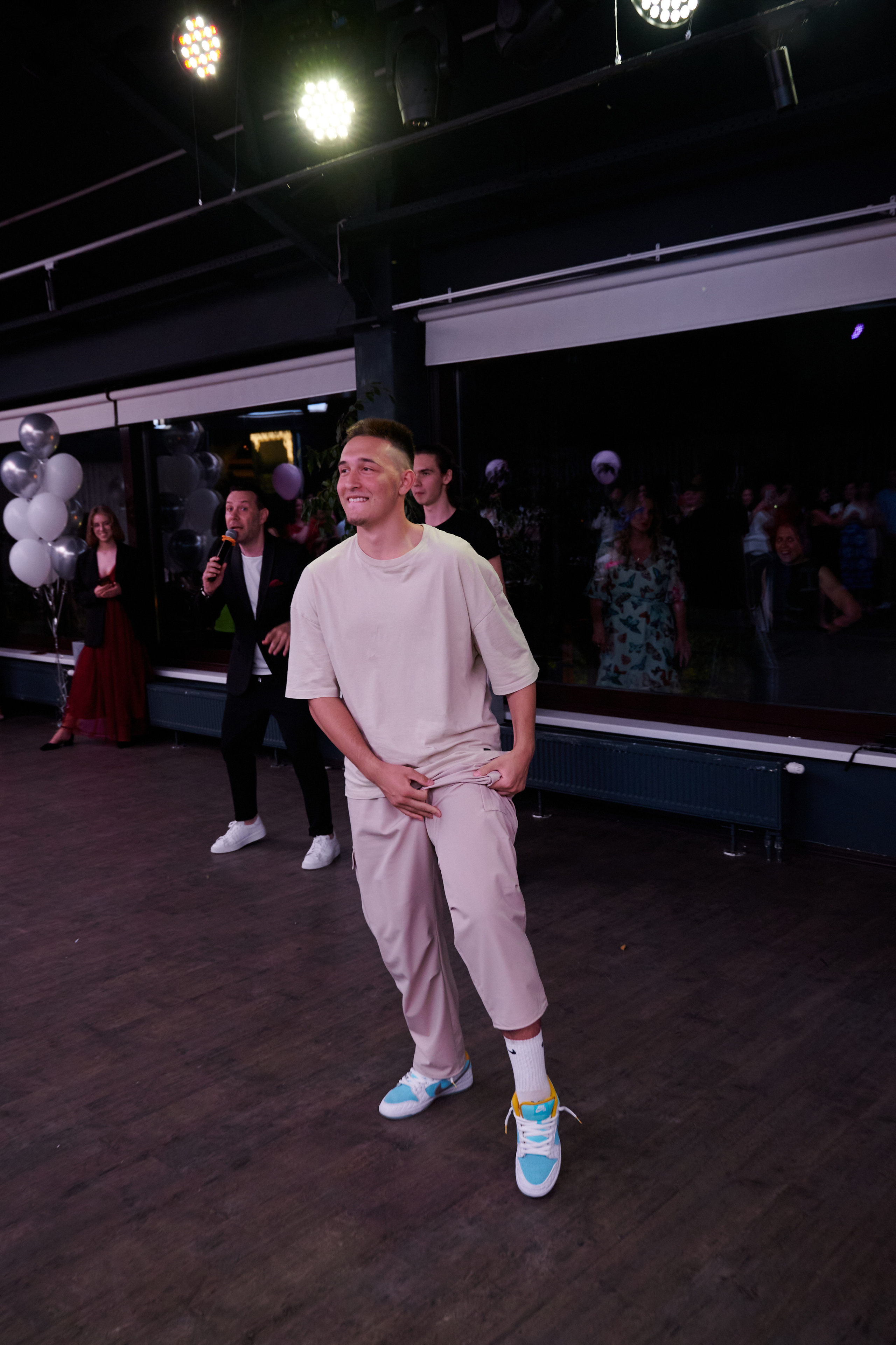 Выпускной 124 школы + video. Профессиональный репортажный фотограф в Самаре Никита Королев