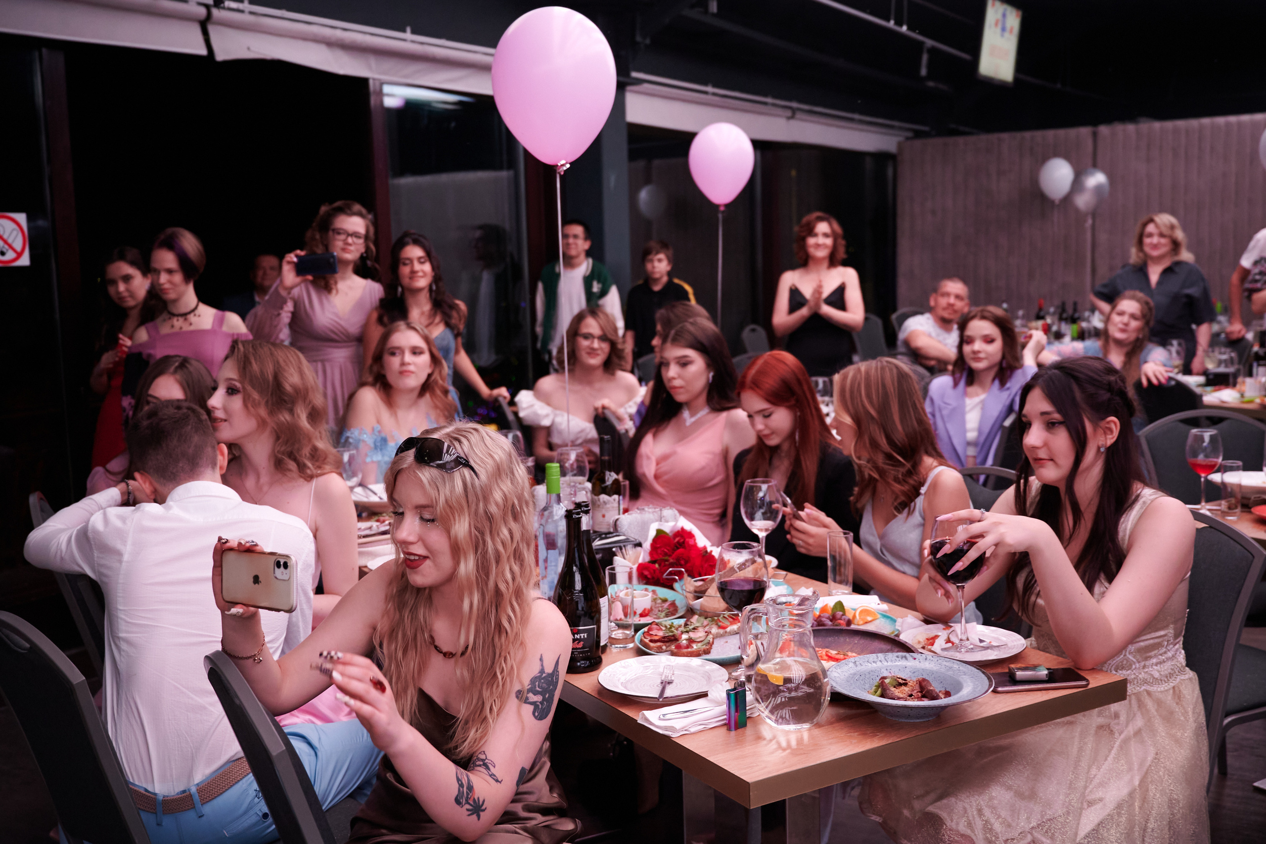 Выпускной 124 школы + video. Профессиональный репортажный фотограф в Самаре Никита Королев