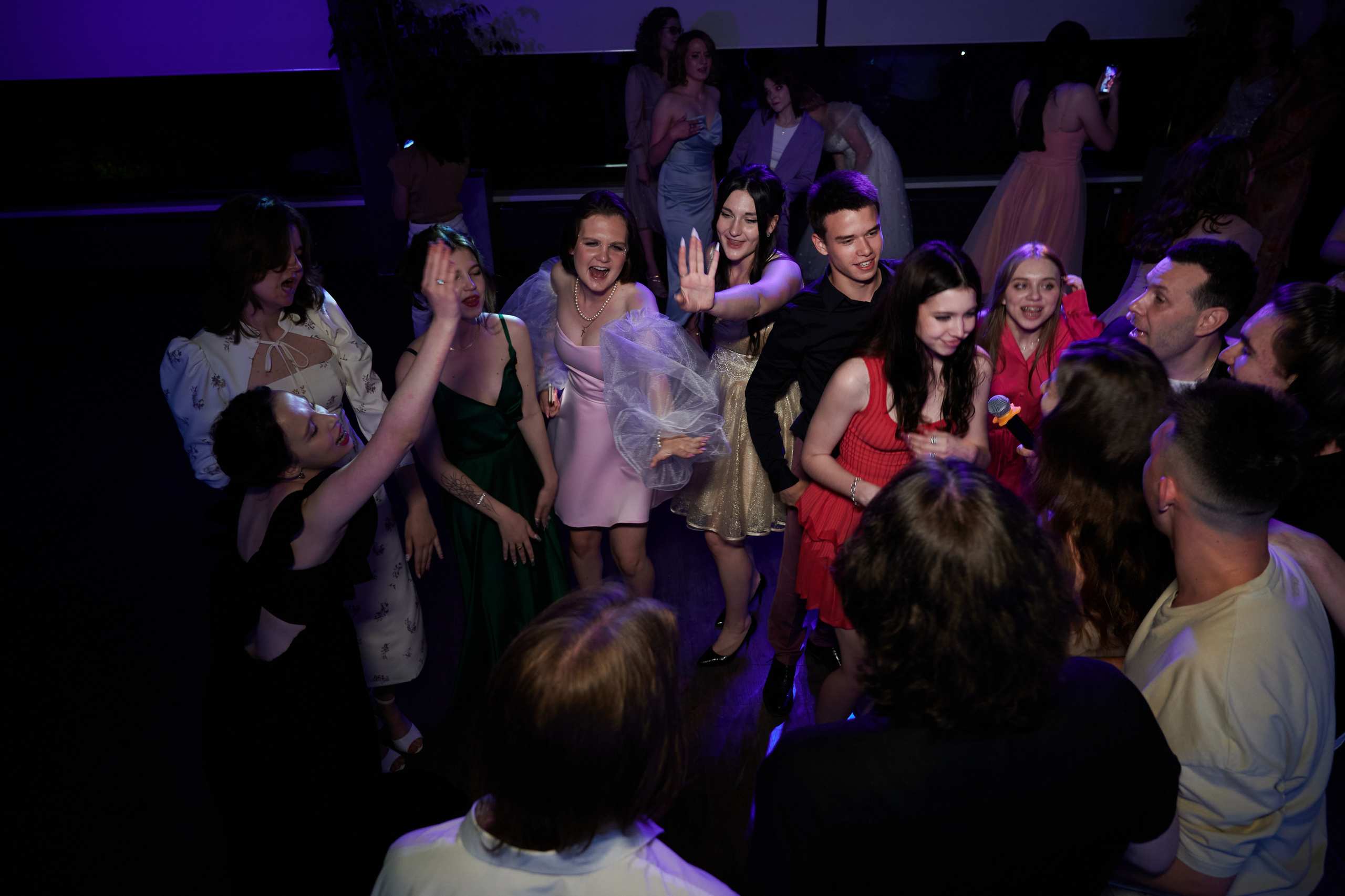 Выпускной 124 школы + video. Профессиональный репортажный фотограф в Самаре Никита Королев