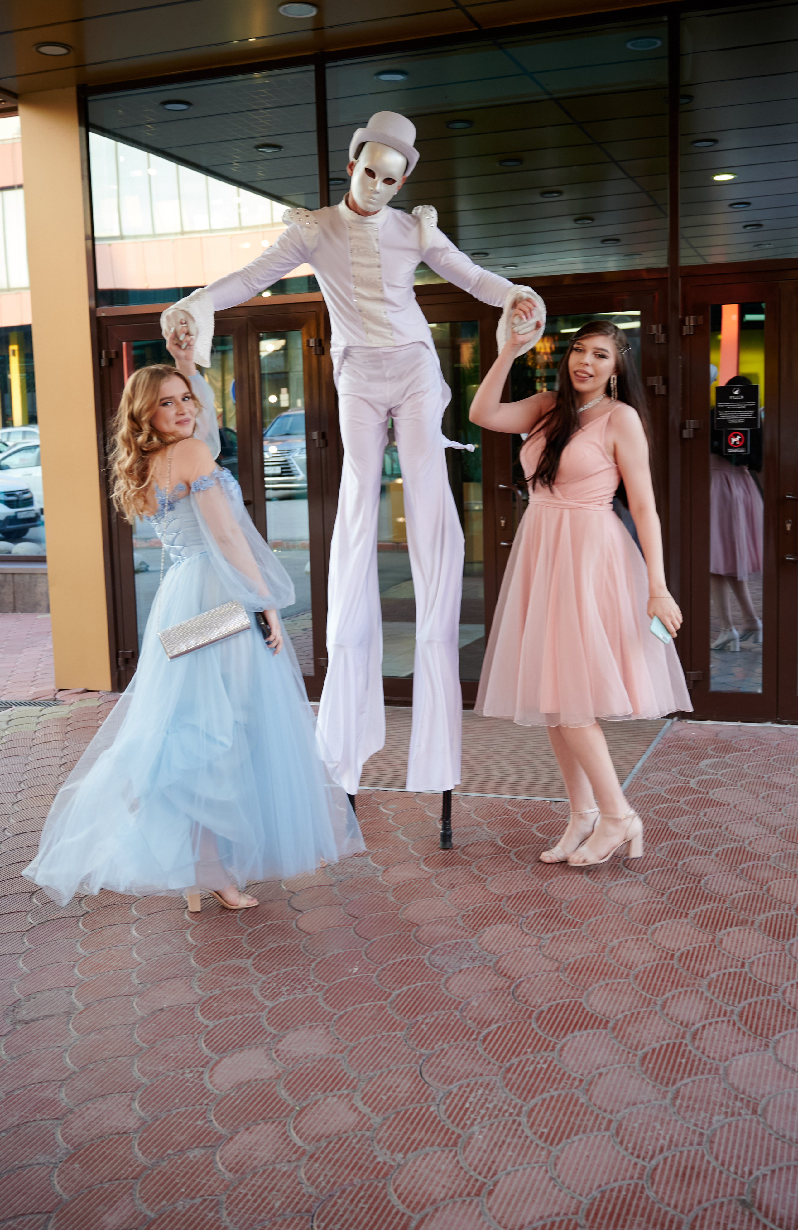 Выпускной 124 школы + video. Профессиональный репортажный фотограф в Самаре Никита Королев