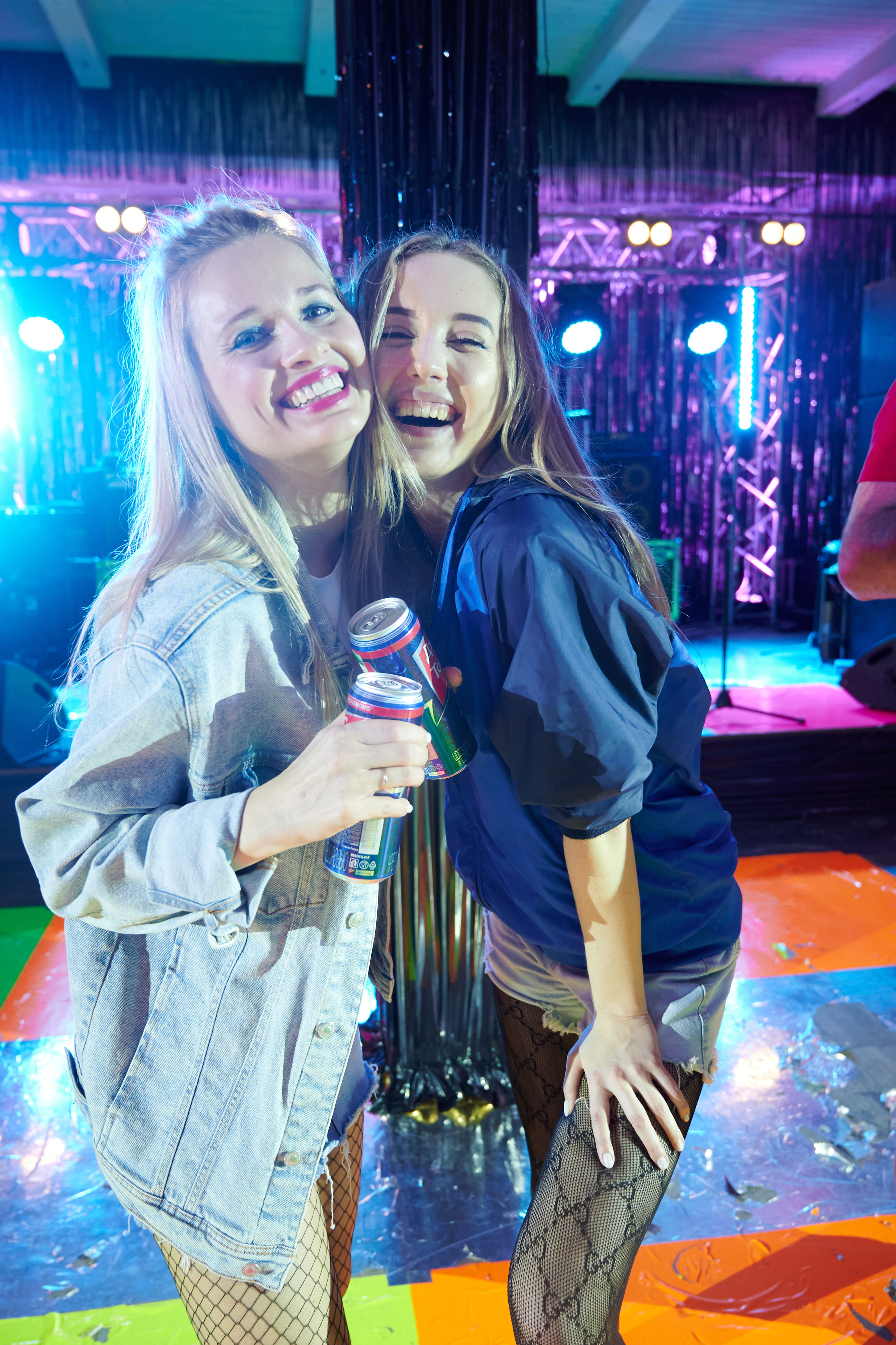 Новый год в стиле 90 х + video. Профессиональный репортажный фотограф в Самаре Никита Королев