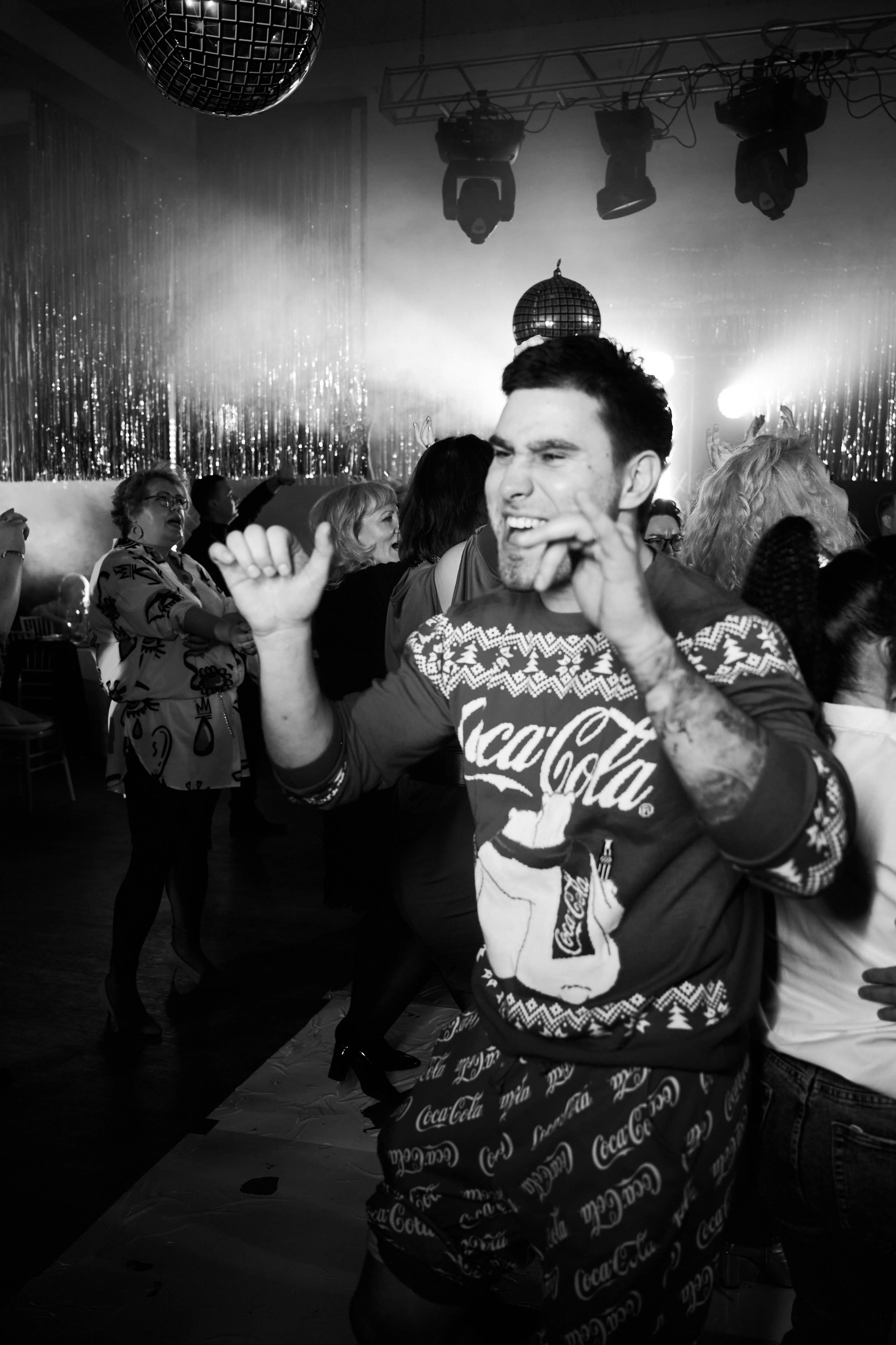 Новый год в стиле 90 х + video. Профессиональный репортажный фотограф в Самаре Никита Королев